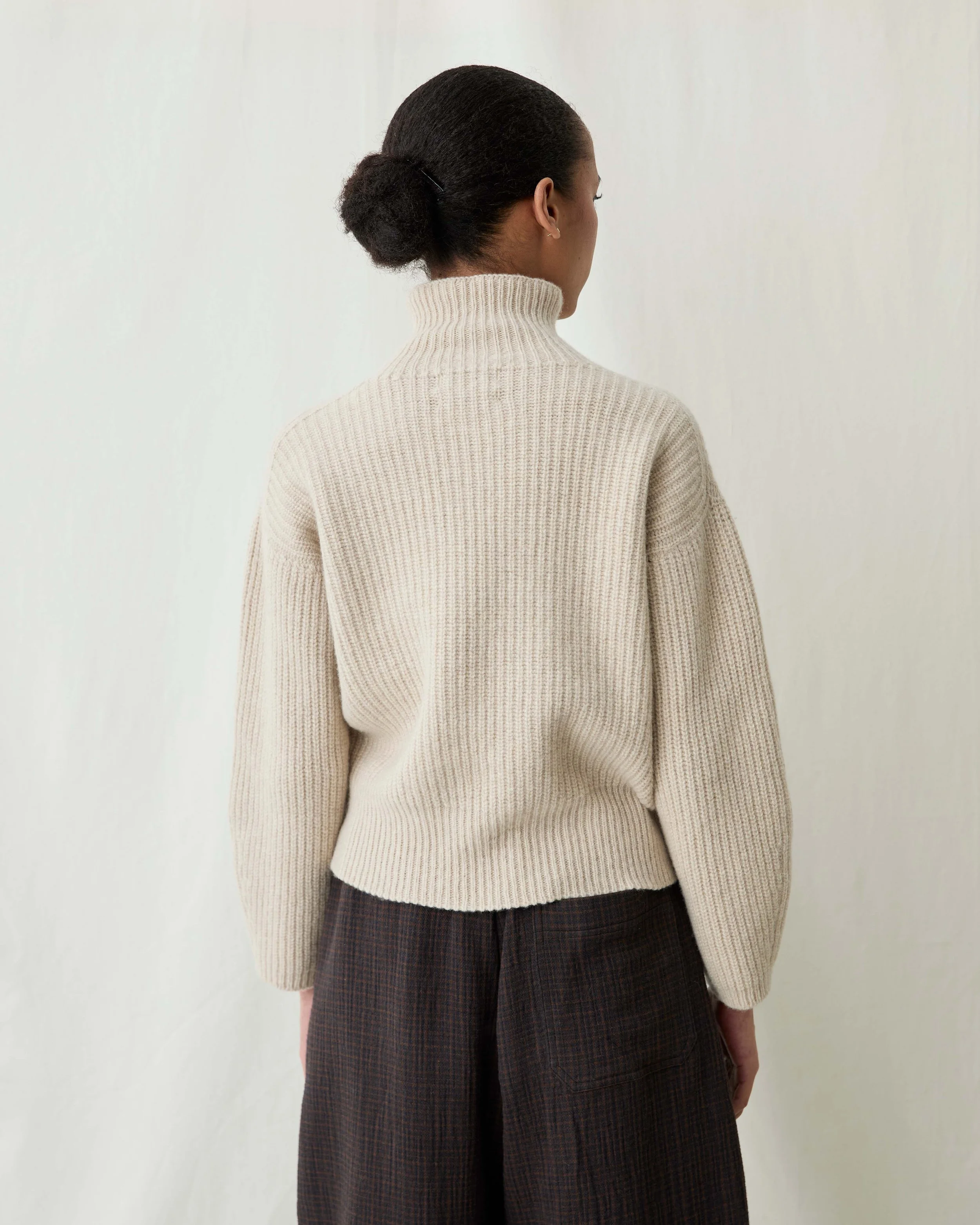 Derris Sweater_Oatmeal8.jpg