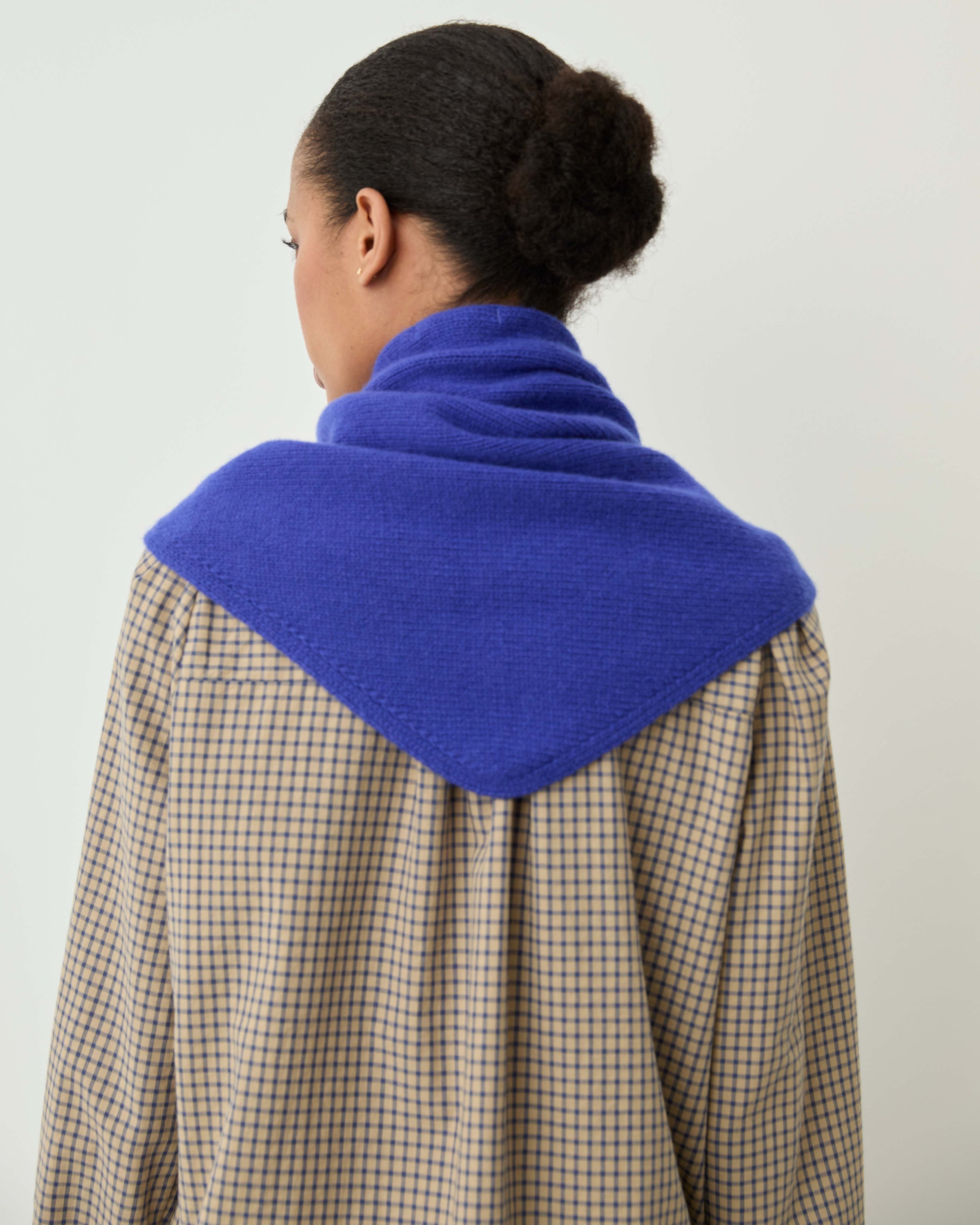 Grana Scarf_Klein Blue3.jpg