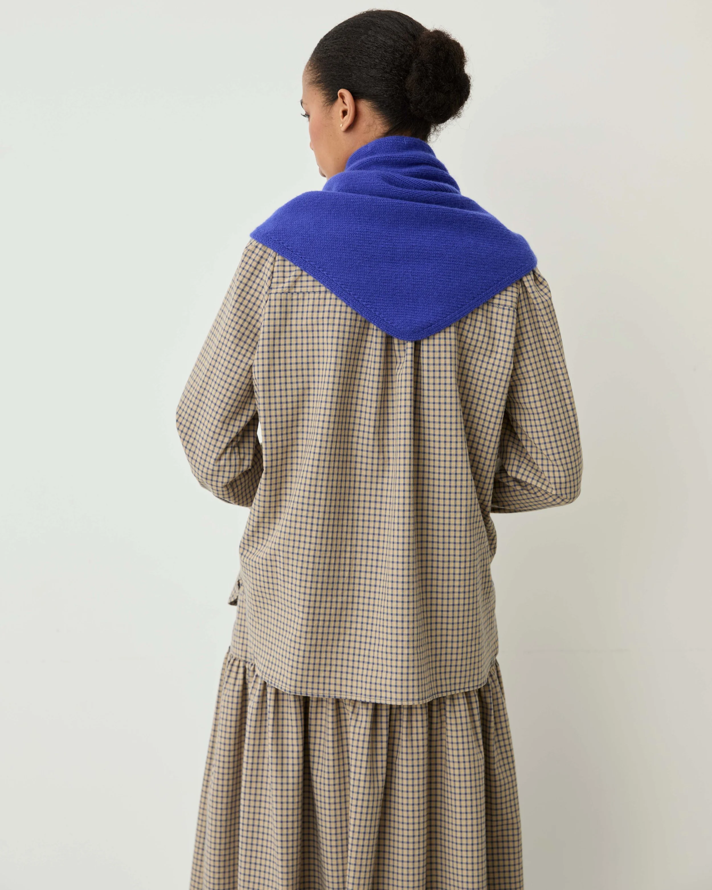 Grana Scarf_Klein Blue4.jpg