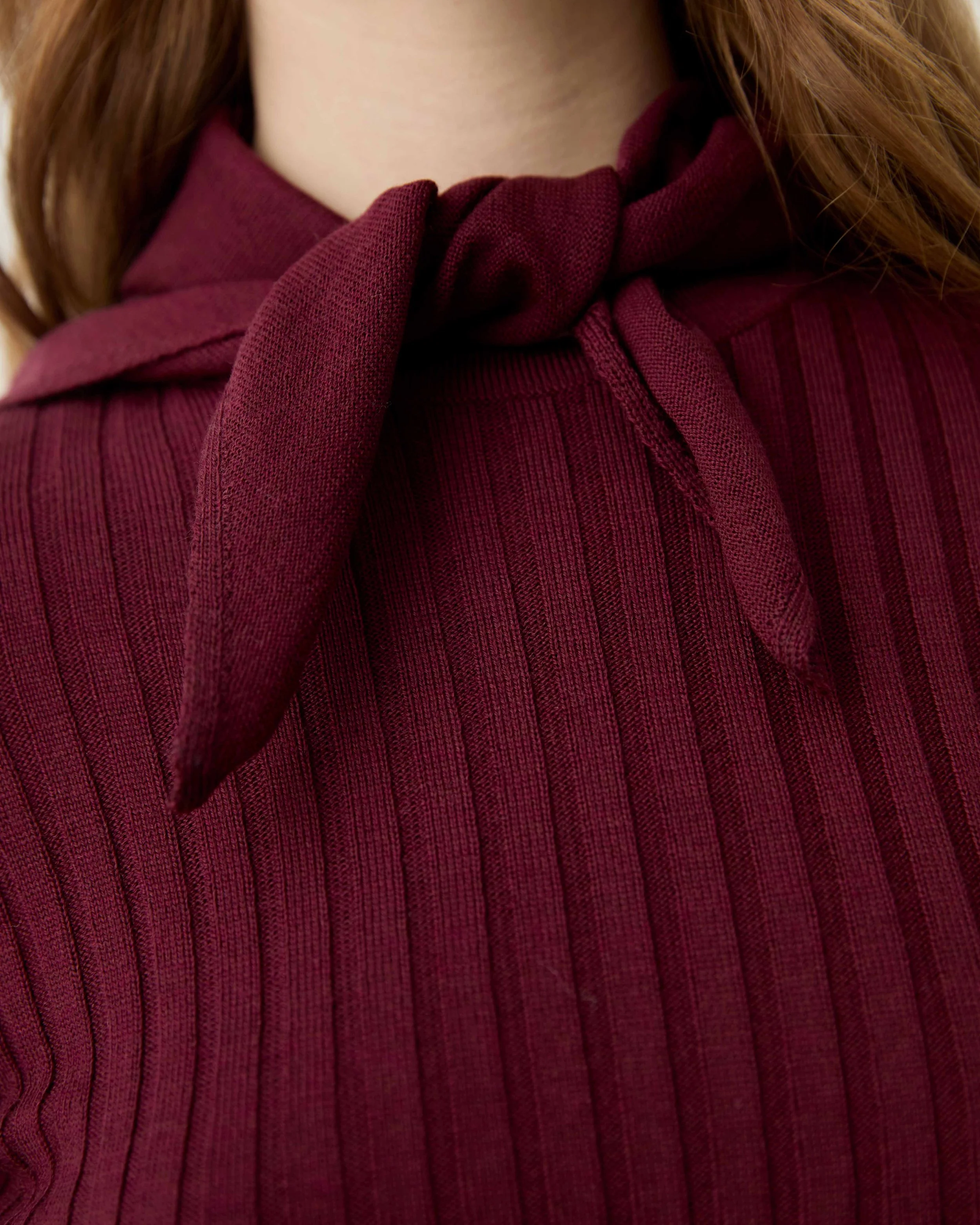 Triangle Scarf_Burgundy4.jpg