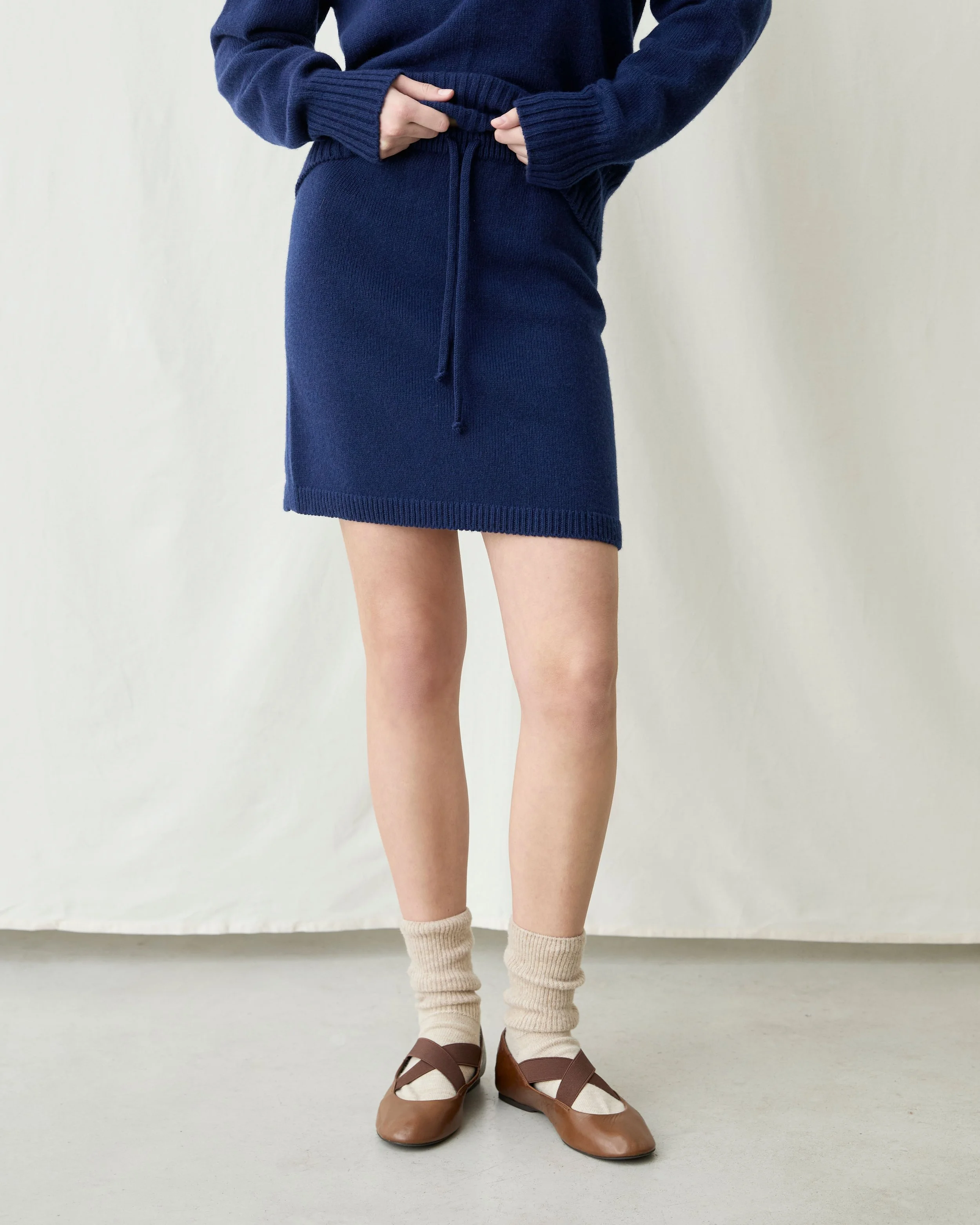 Cilia Skirt_Navy4.jpg