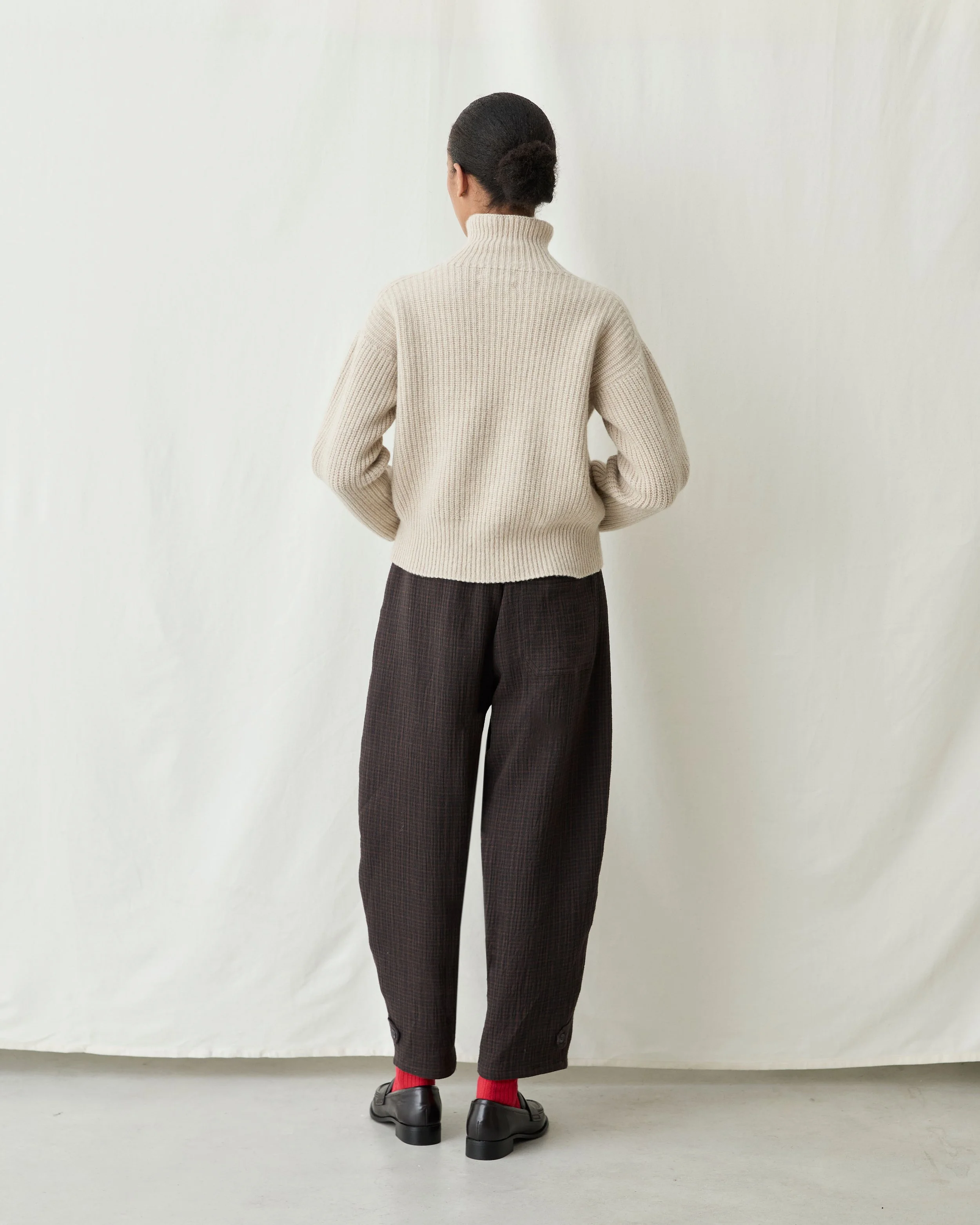 Derris Sweater_Oatmeal2.jpg