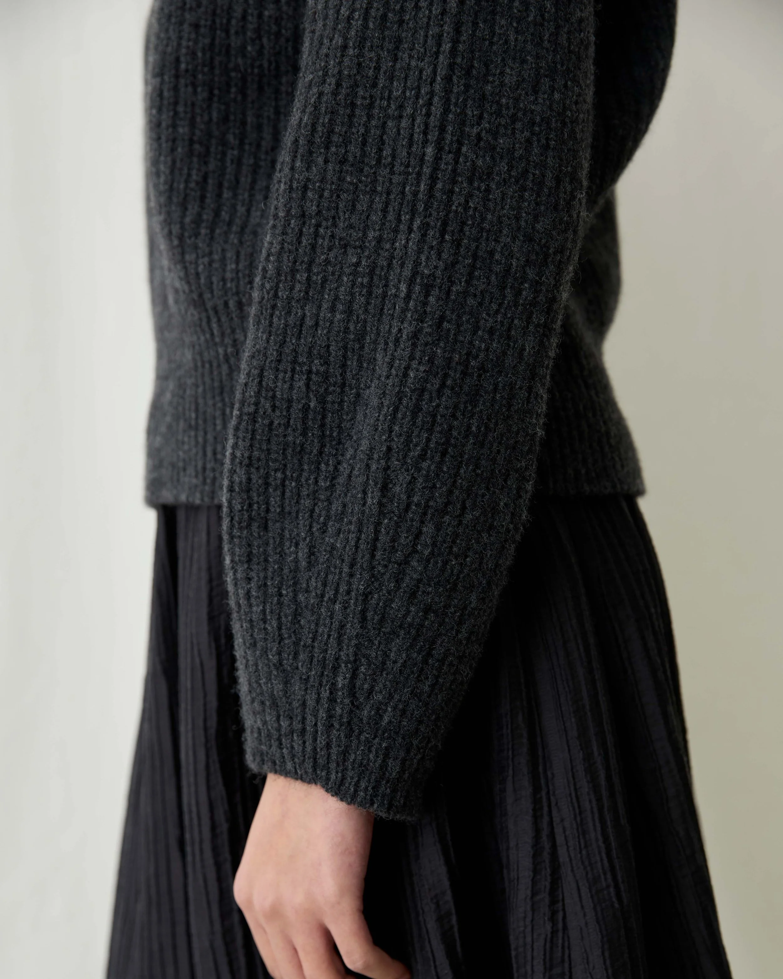 Derris Sweater_Charcoal7.jpg