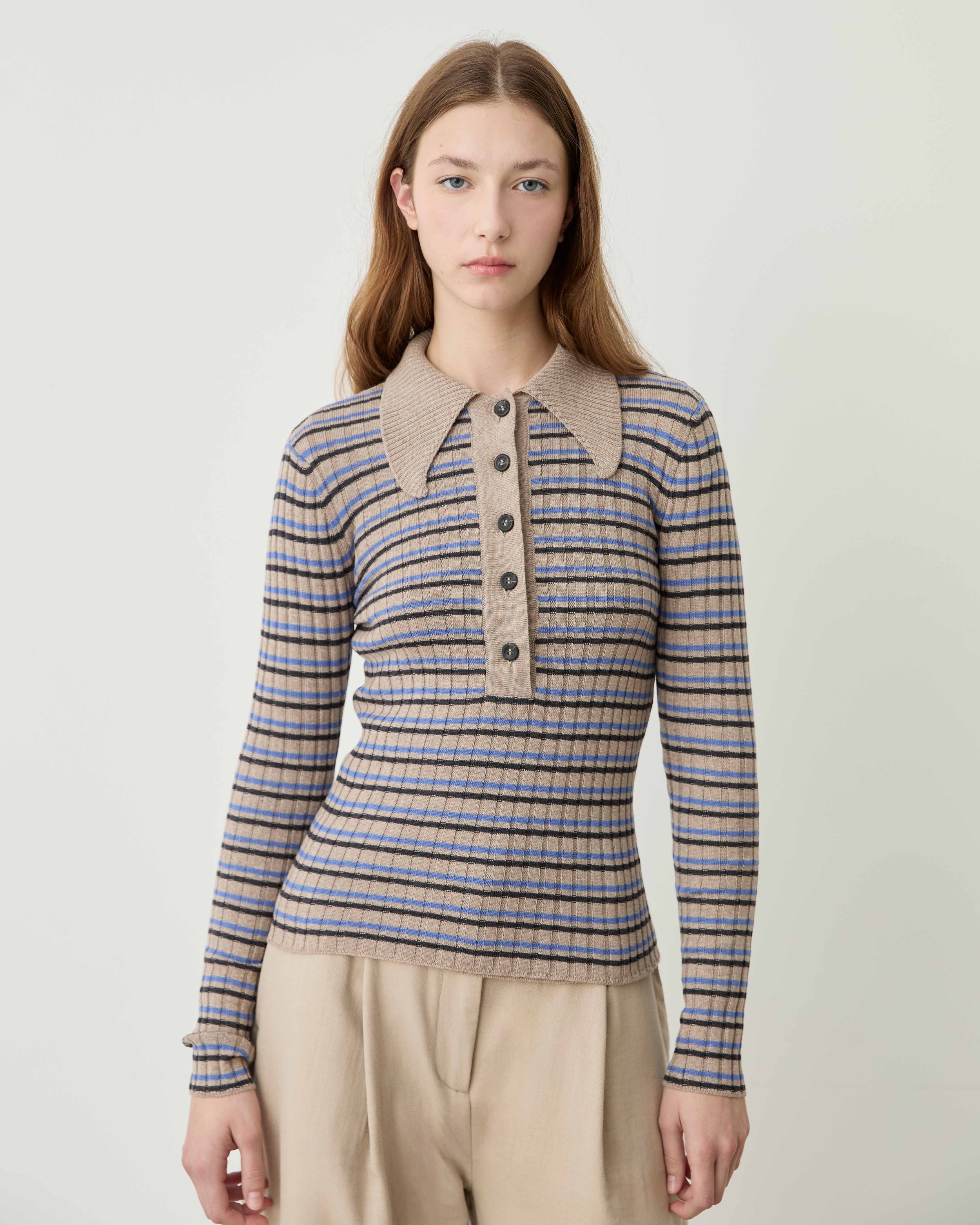 Dome Stripes Sweater5.jpg