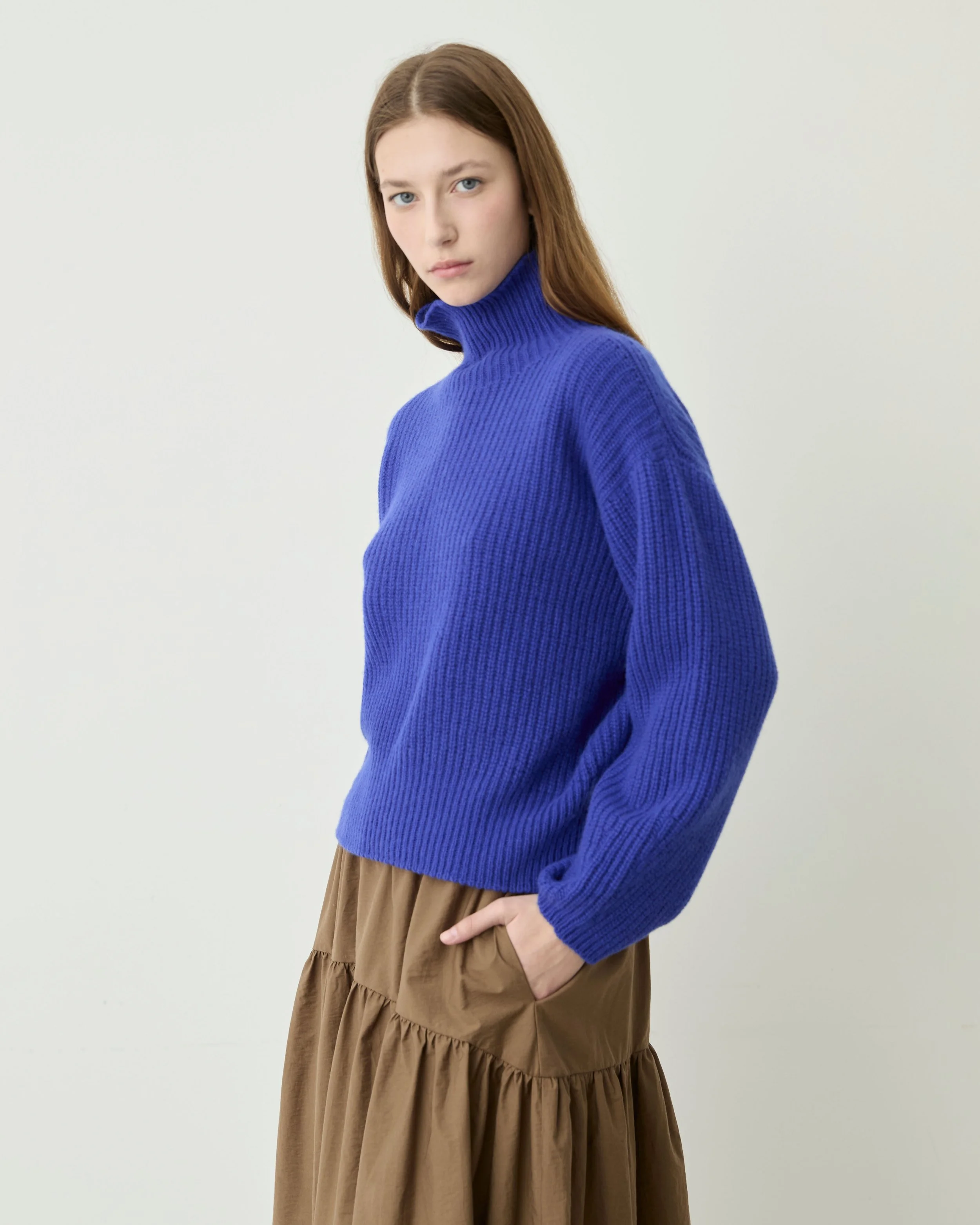 Derris Sweater_Klein Blue5.jpg