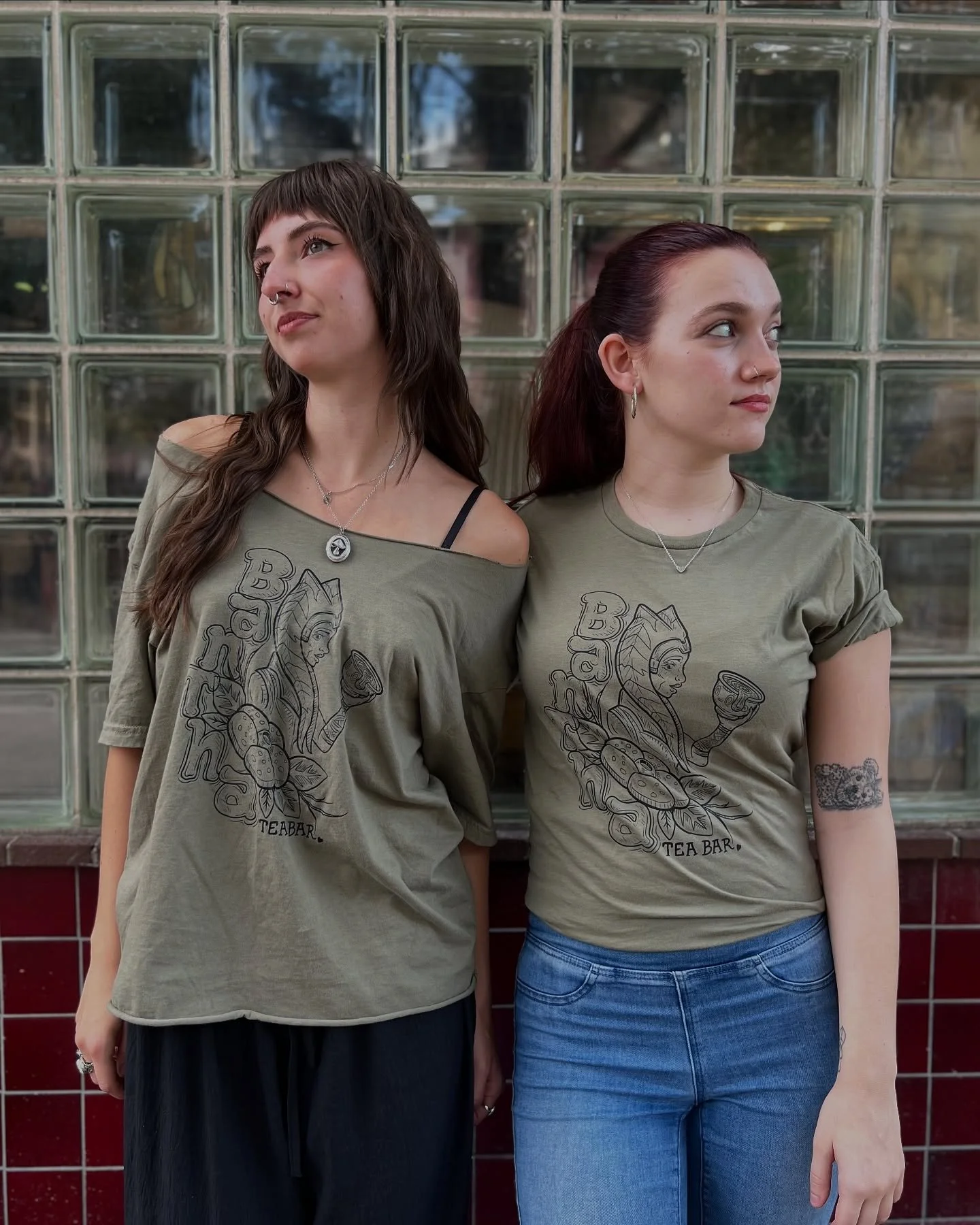 New Bantha shirts just dropped 👕🫖 modeled by our star baristas @darbeywaters and @k.yl.a 🌟🌟🌟

Sizes small-3xl

$20! Get yours anytime Bantha is open. Link to buy online coming soon

Design by @saraevetattoo 💕