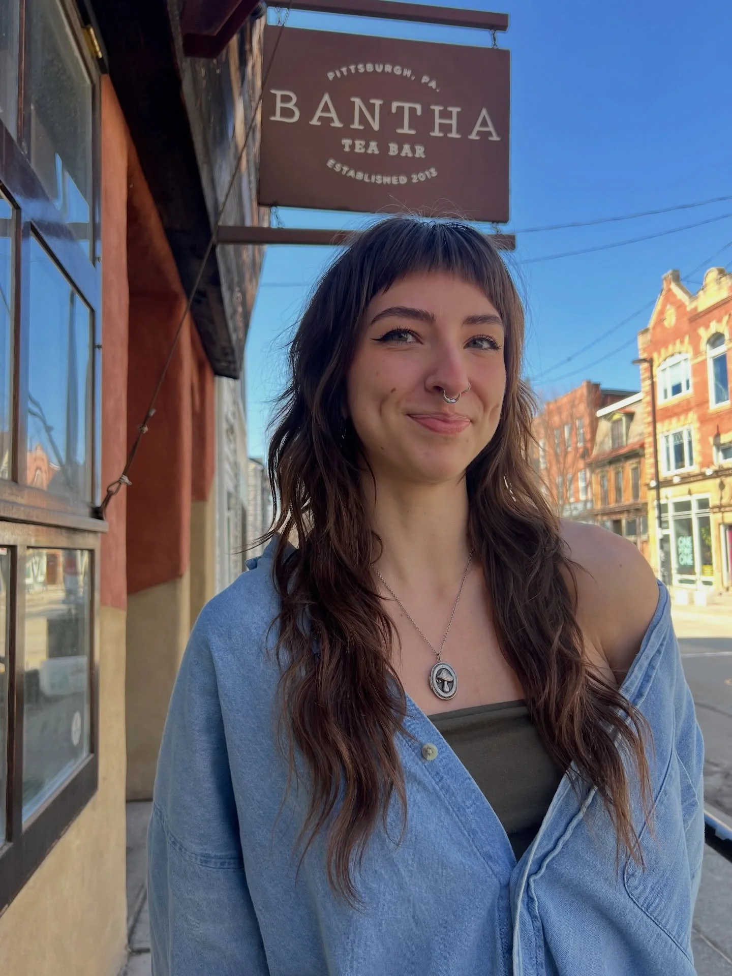 MEET OUR BARISTAS ☕️☕️☕️:
DARBEY 🫧💗🪩 
@darbeywaters 
&mdash;&mdash;&mdash;&mdash;&mdash;&mdash;&mdash;&mdash;&mdash;&mdash;&mdash;&mdash;&mdash;&mdash;&mdash;
Time working at Bantha: I will hit my 2 year mark in July! 

Fav Bantha Drink: iced matc