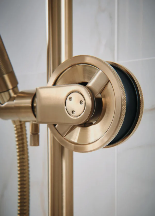 4-Litze-Shower-Slide-600x836.jpg
