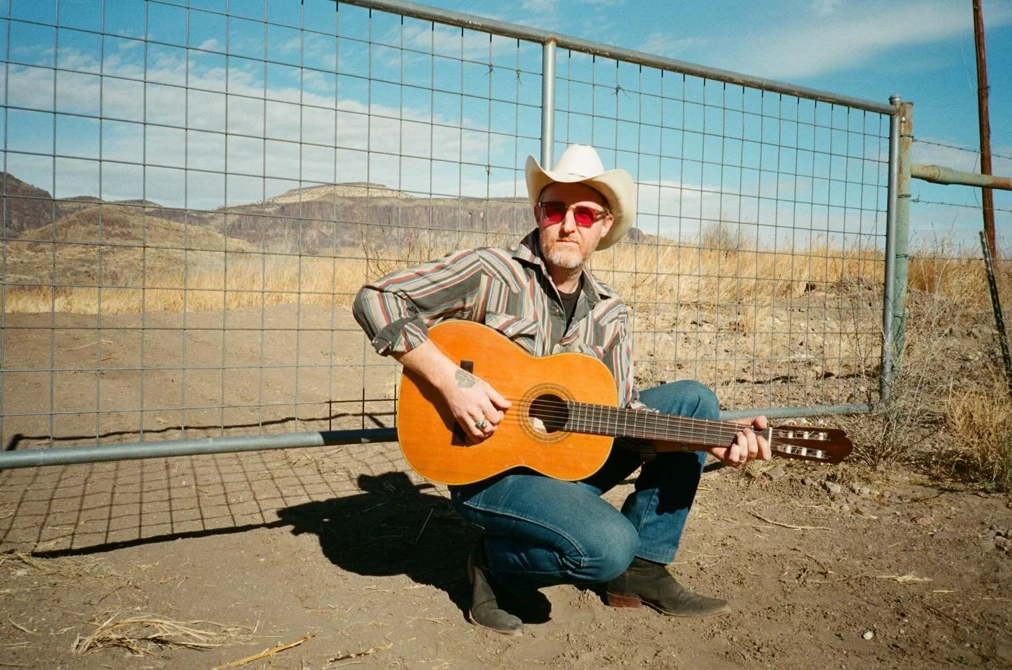 Back from the desert and into the sweet, loving arms of the @whitehorseatx tonight 10pm 🌵

No tonk shall be left unhonk&rsquo;d. 

@aaronmcdonnellmusic 8pm
@timbo_lo 12am

🎞️ @scubastinaa 

#austintx #country #twostep