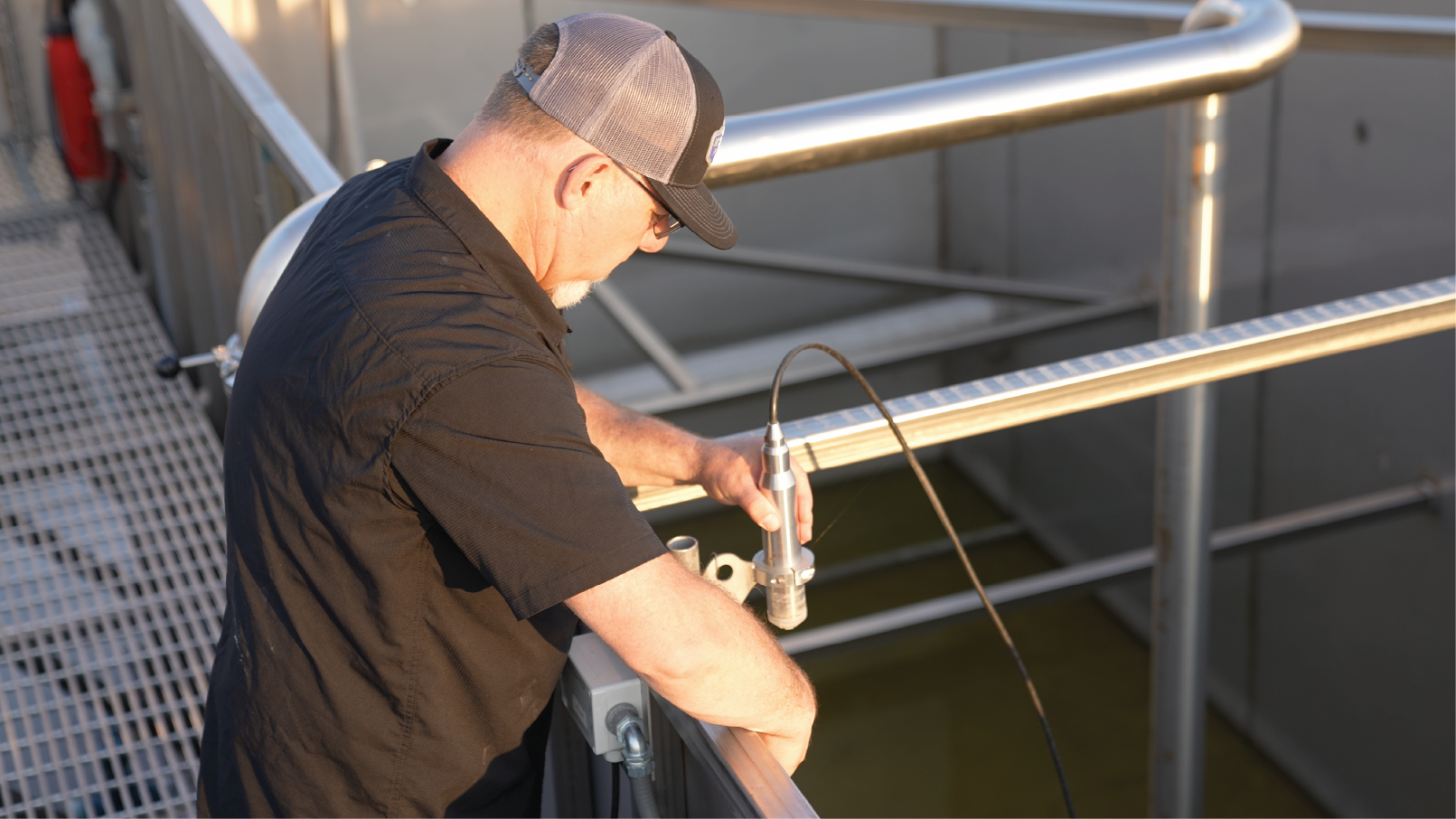 Operator-centered MEMPAC-M wastewater treatment system