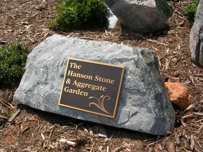 plaque.jpg