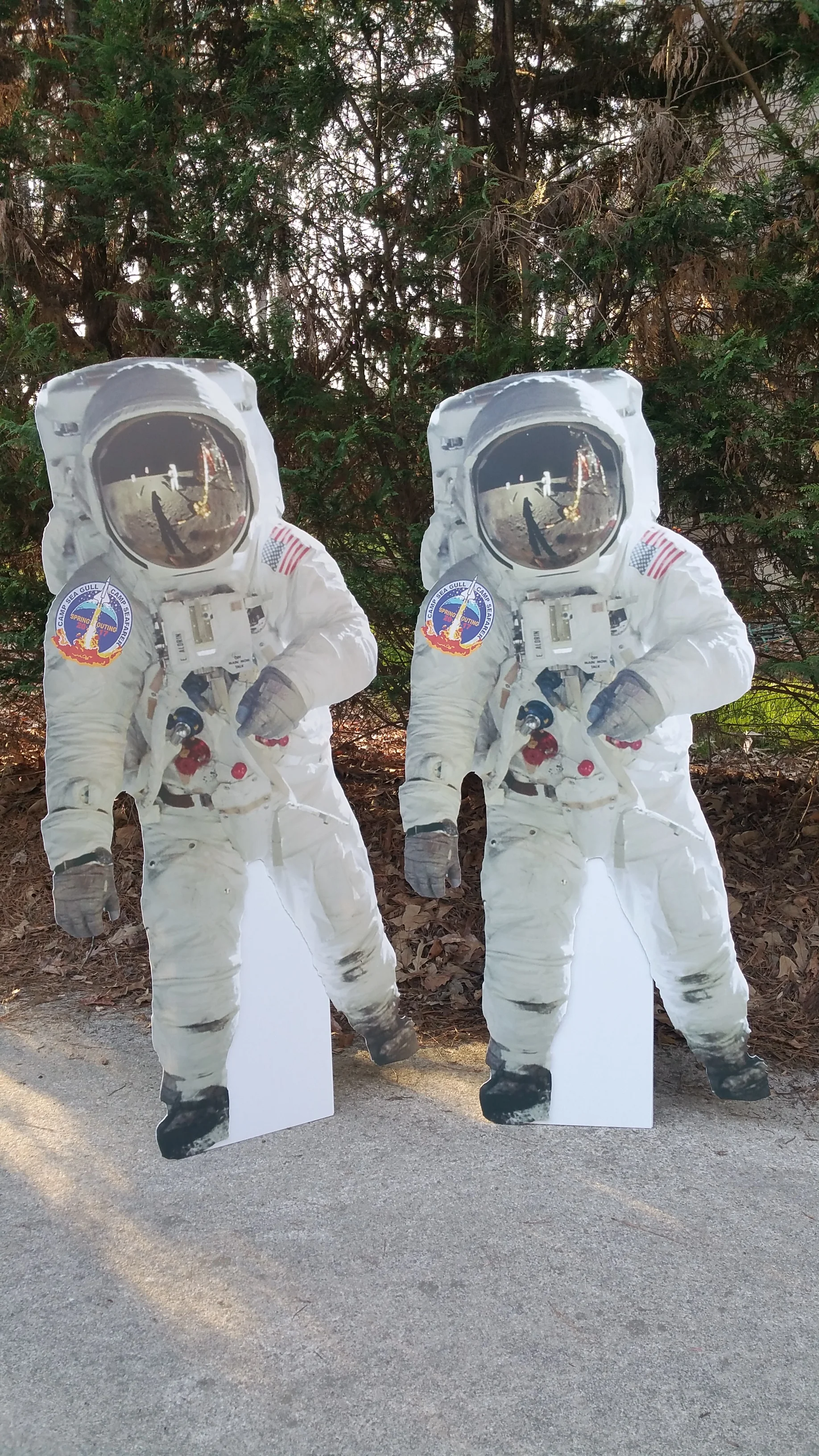 astronauts.jpg