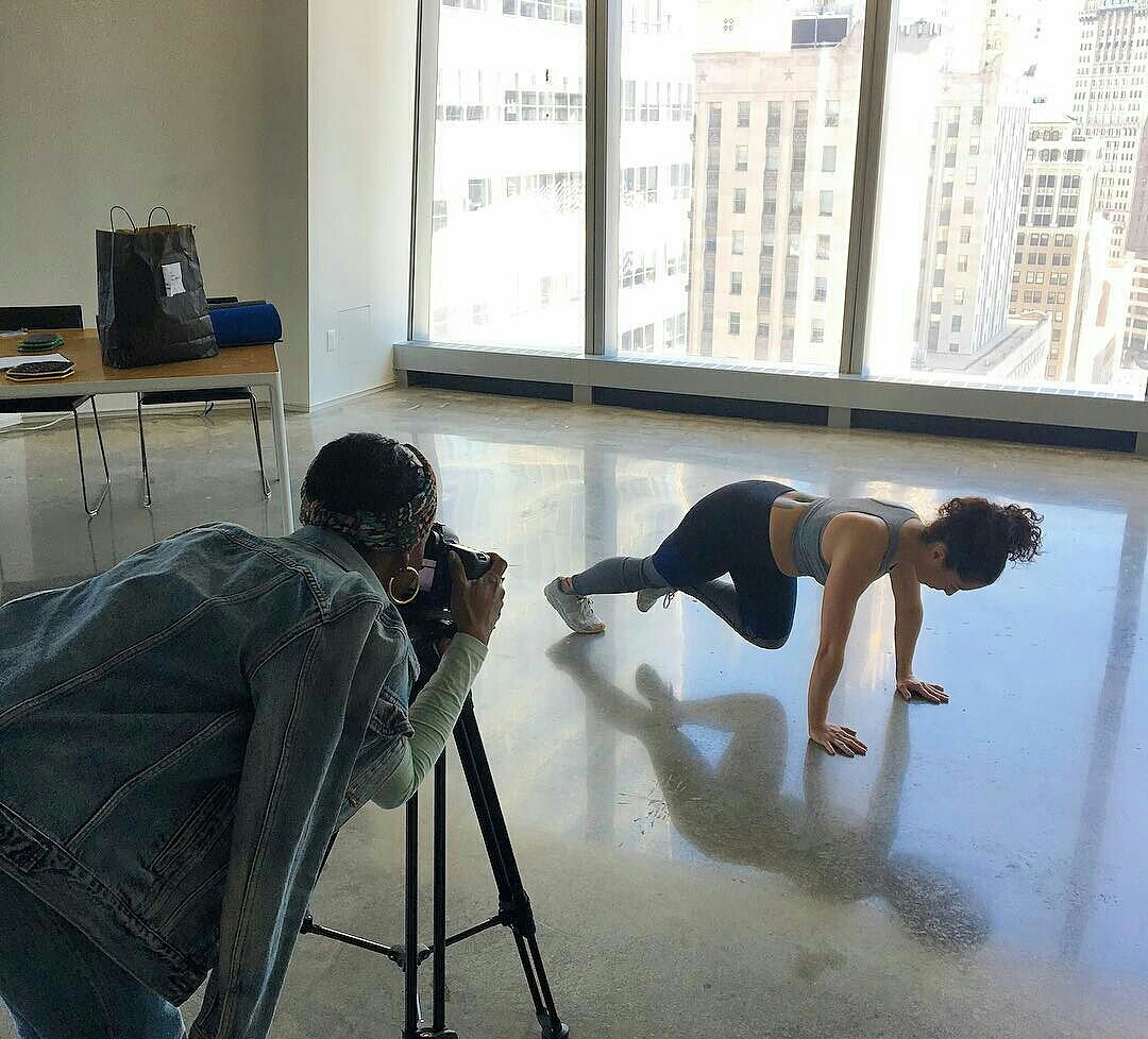 A little BTS from the shoot. Such an amazing day !! Thank you Self Magazine.