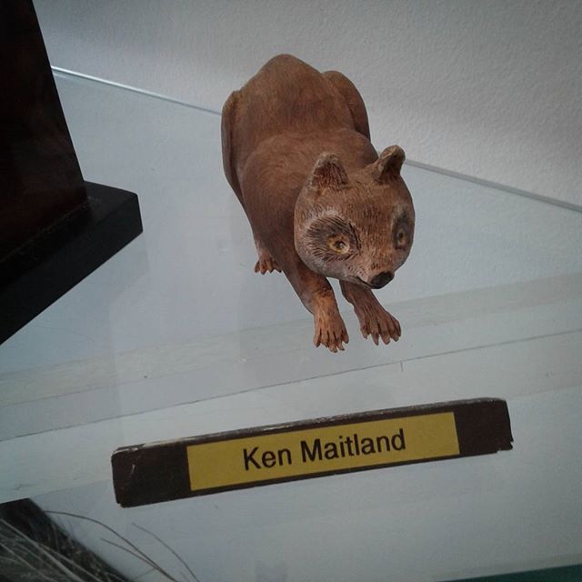 It is a new year and we have updated our display case in the Art Gallery of Burlington @artgallburl ! Stop on by sometime and pay us a visit. Our Open Studio hours are Tuesdays and Thursdays for #woodcarvers and Fridays for #sculptors. New members are always welcome.
Here, work by Ken Maitland.
#ArtsBurlington #Burlon #hamont #ArtsBurlington #woodcarversandsculptors #sculptorsandwoodcarvers