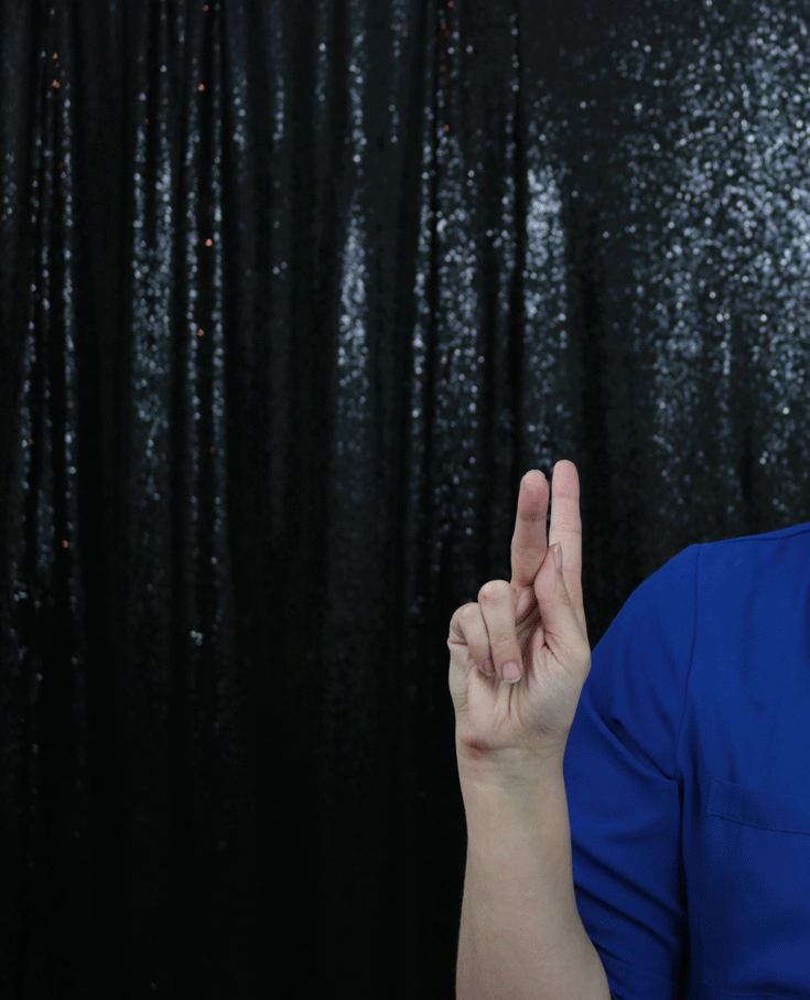 Want to know how to fingerspell double letters in sign language? Learn the 3 rules (plus 2 alternative methods) and see plenty of examples to see exactly HOW to use the rules. Download the free practice sheets to retain the rules and make sure you can do it too! Check it out.