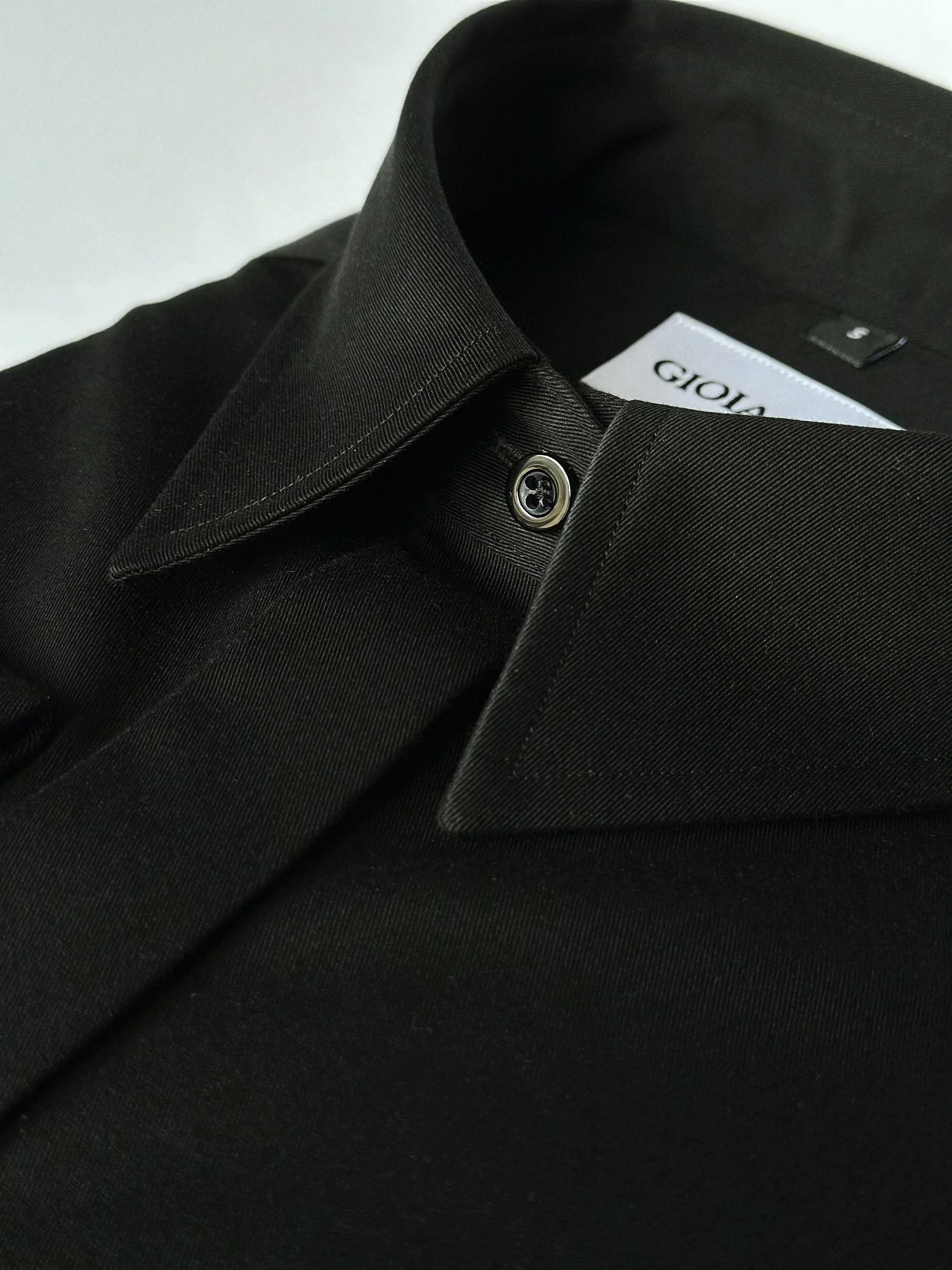 Gioia Viva The Shirt black 5.jpg