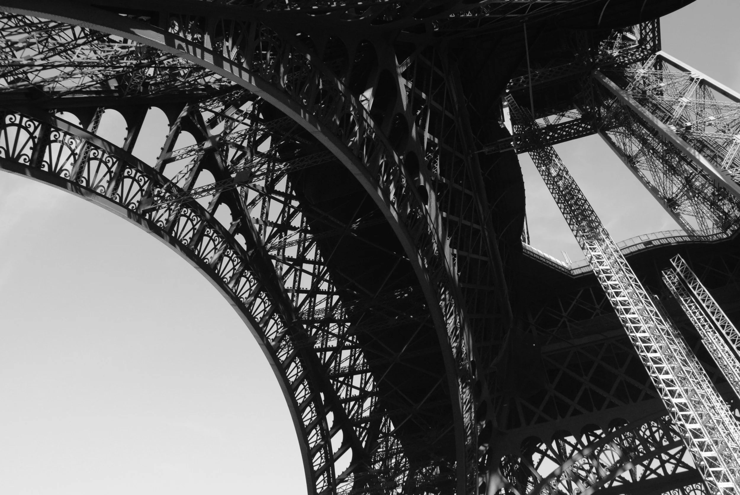 Eiffel_4_bw.jpg