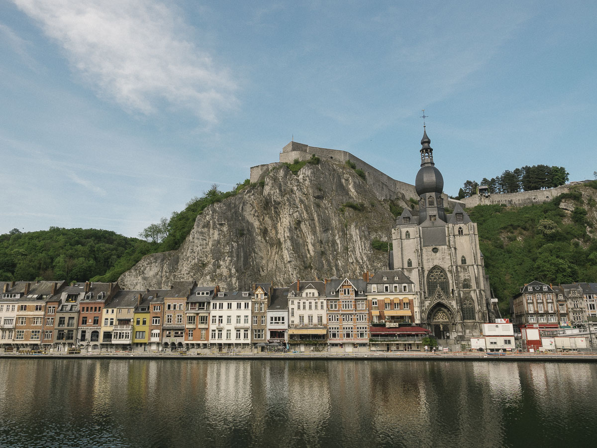 Blick über die Meuse auf Dinant