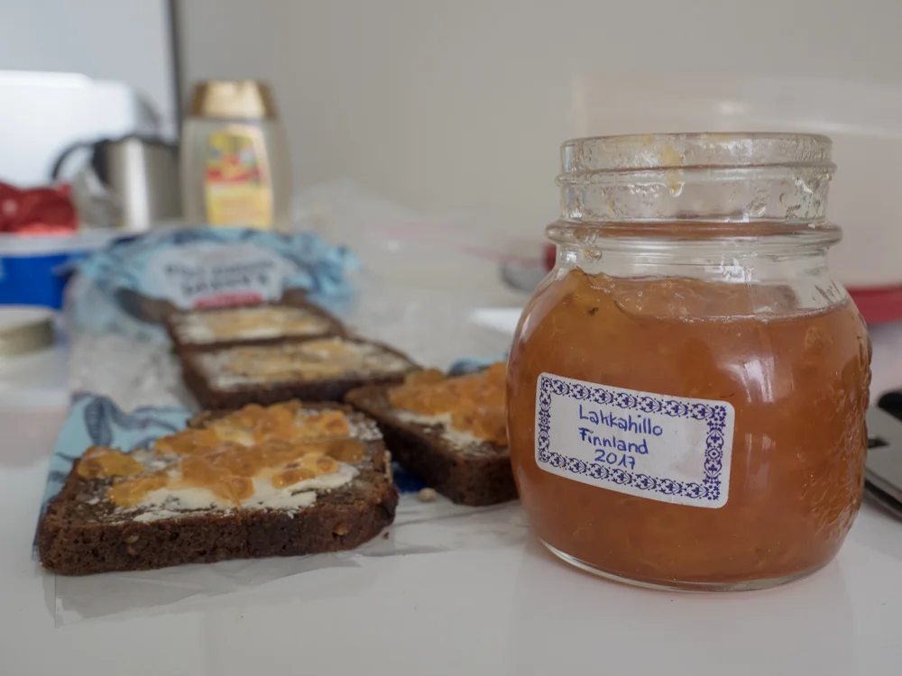 Wir geniessen die super Lakka Gonfi von Daniela und Toni
