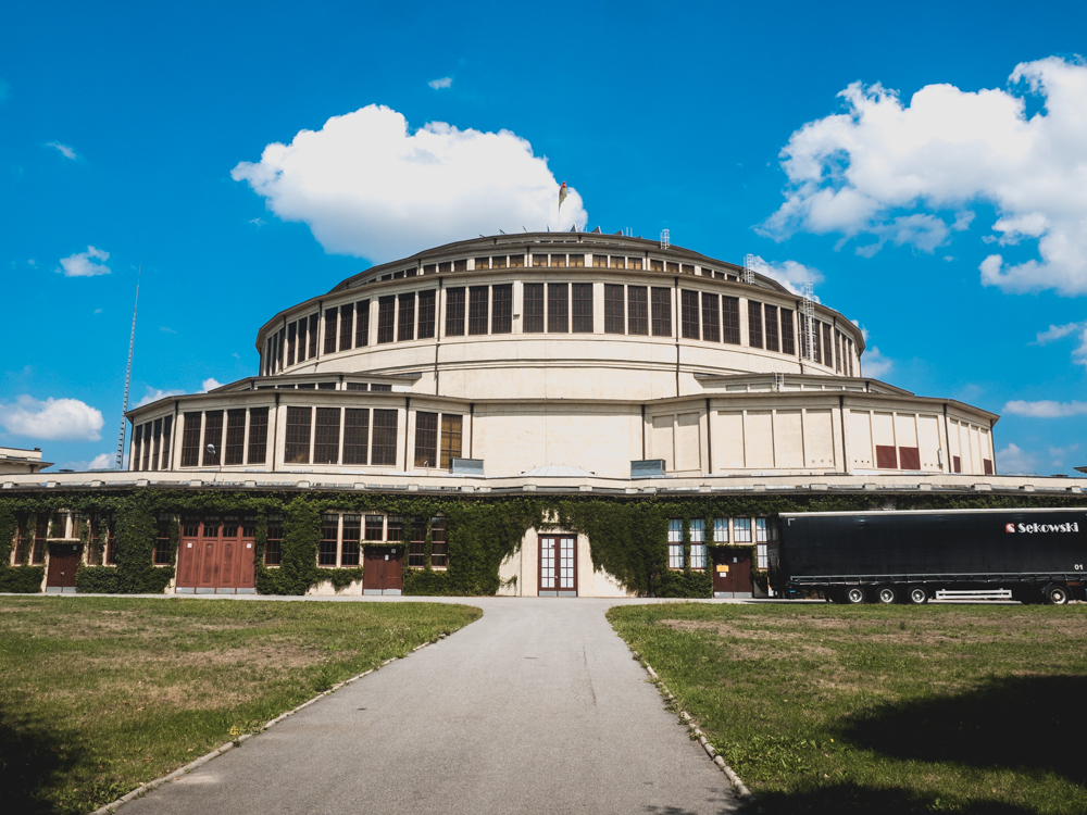 Die UNESCO geschützte Jahrhunderthalle im Brutalism-Stil