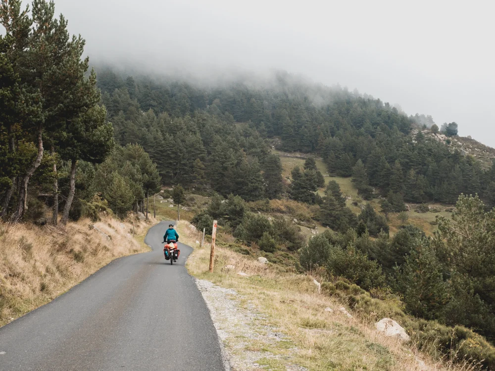 30km Abfahrt im Regen