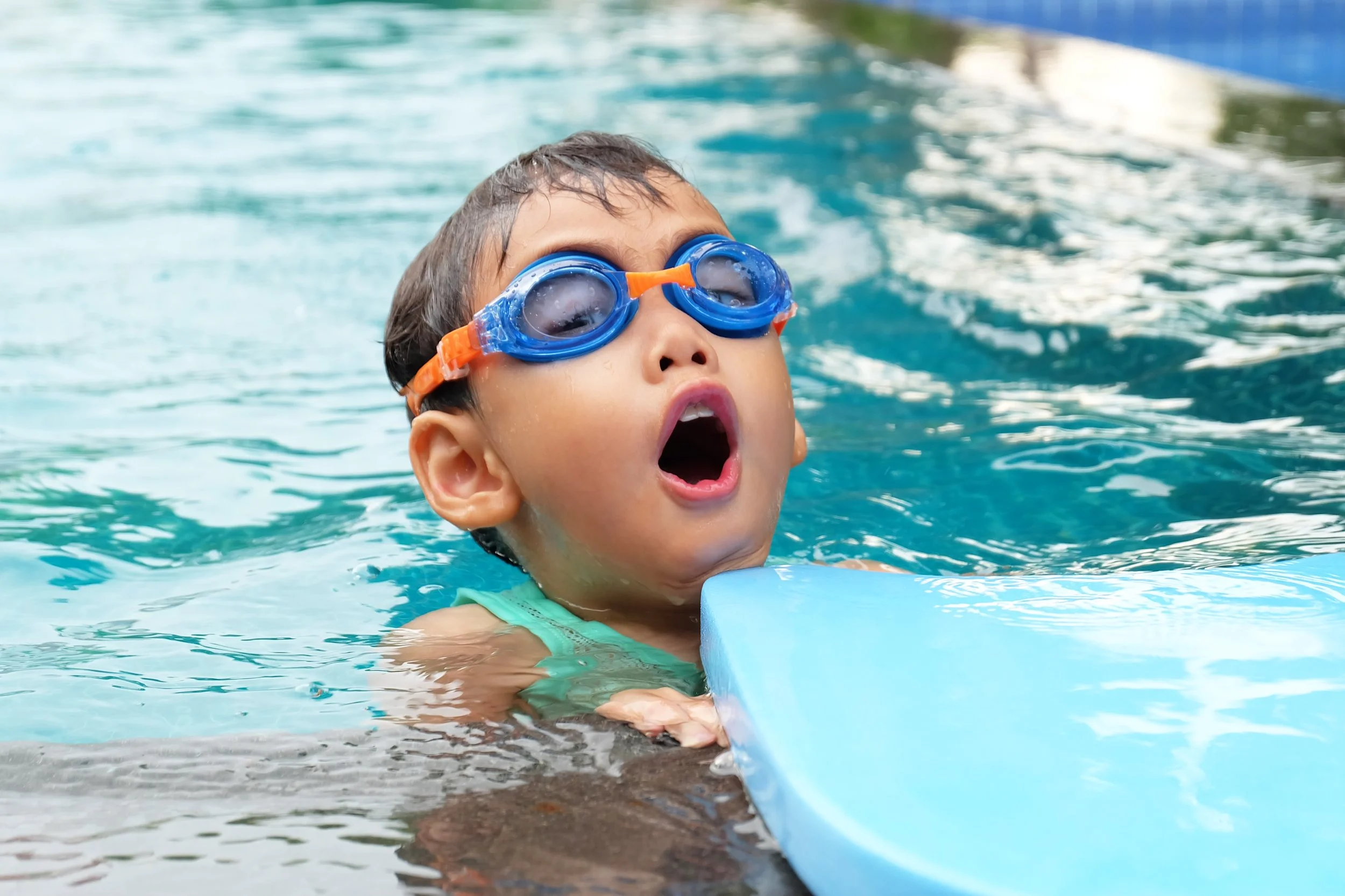 active-blue-blur-346779.jpg