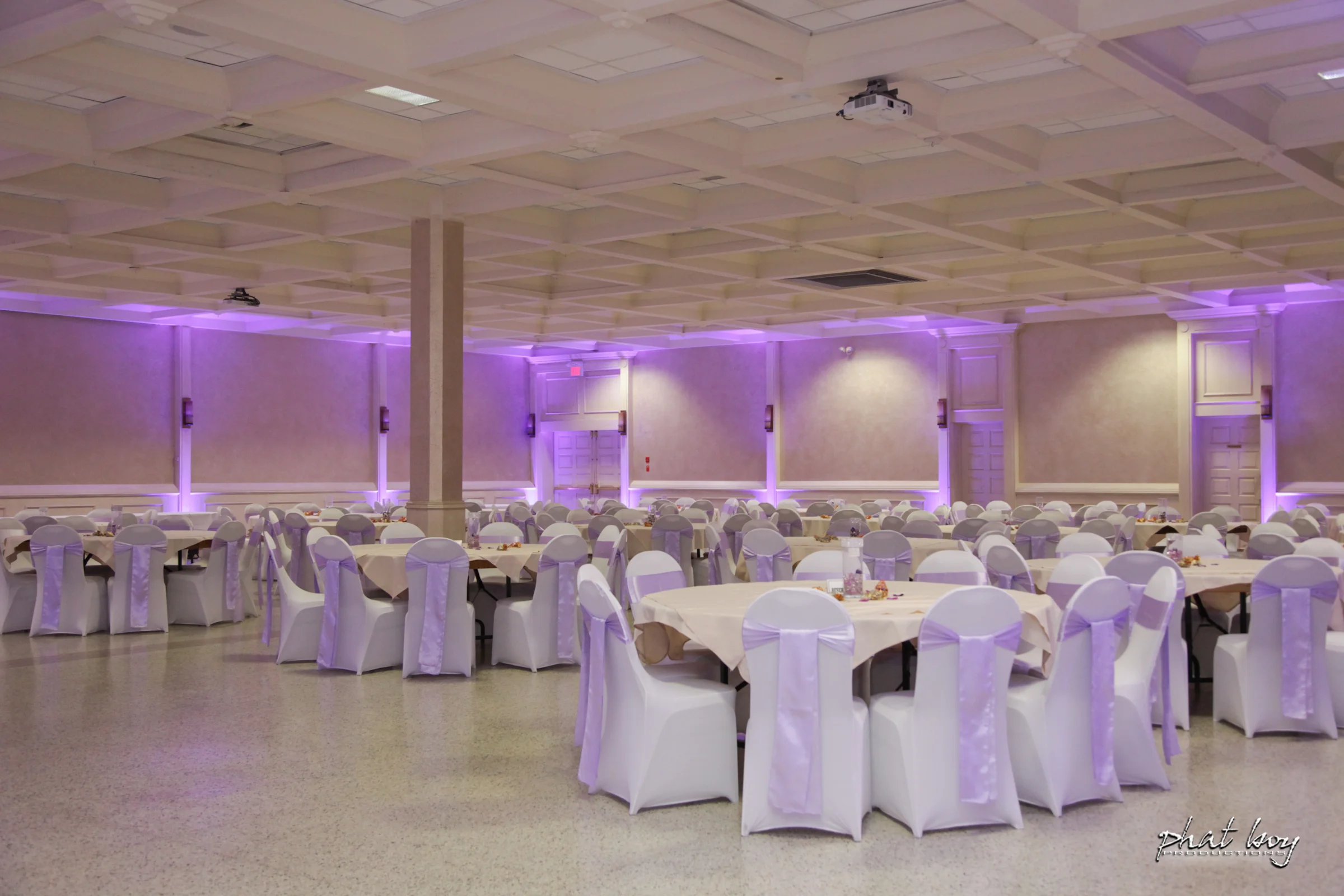 Saquib__Rida_-_Decor__Specialty_Lighting-2.jpg