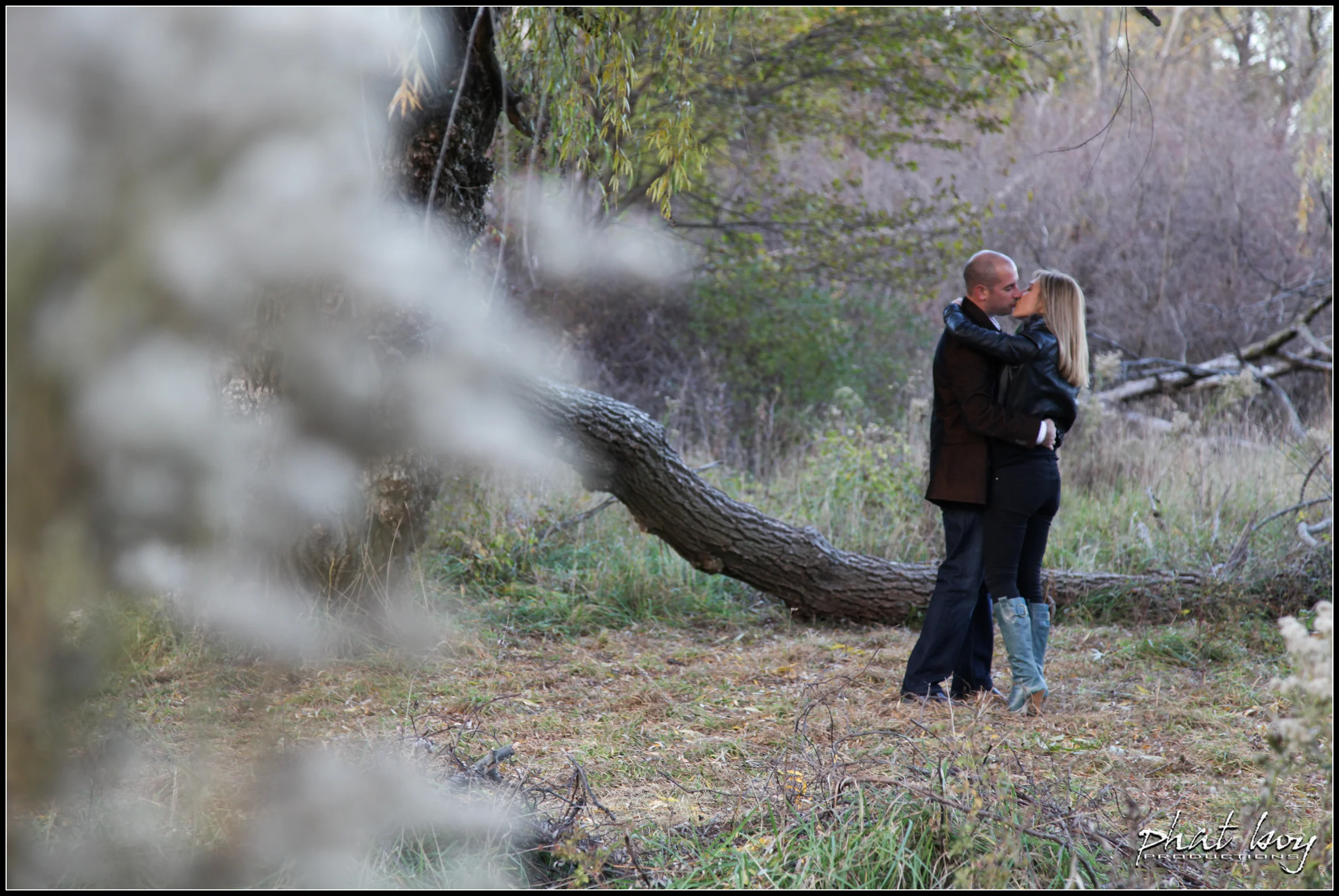 Mike__Julie_-_Engagement_Photos_WEB_EDITS_-_LOGO-19.jpg