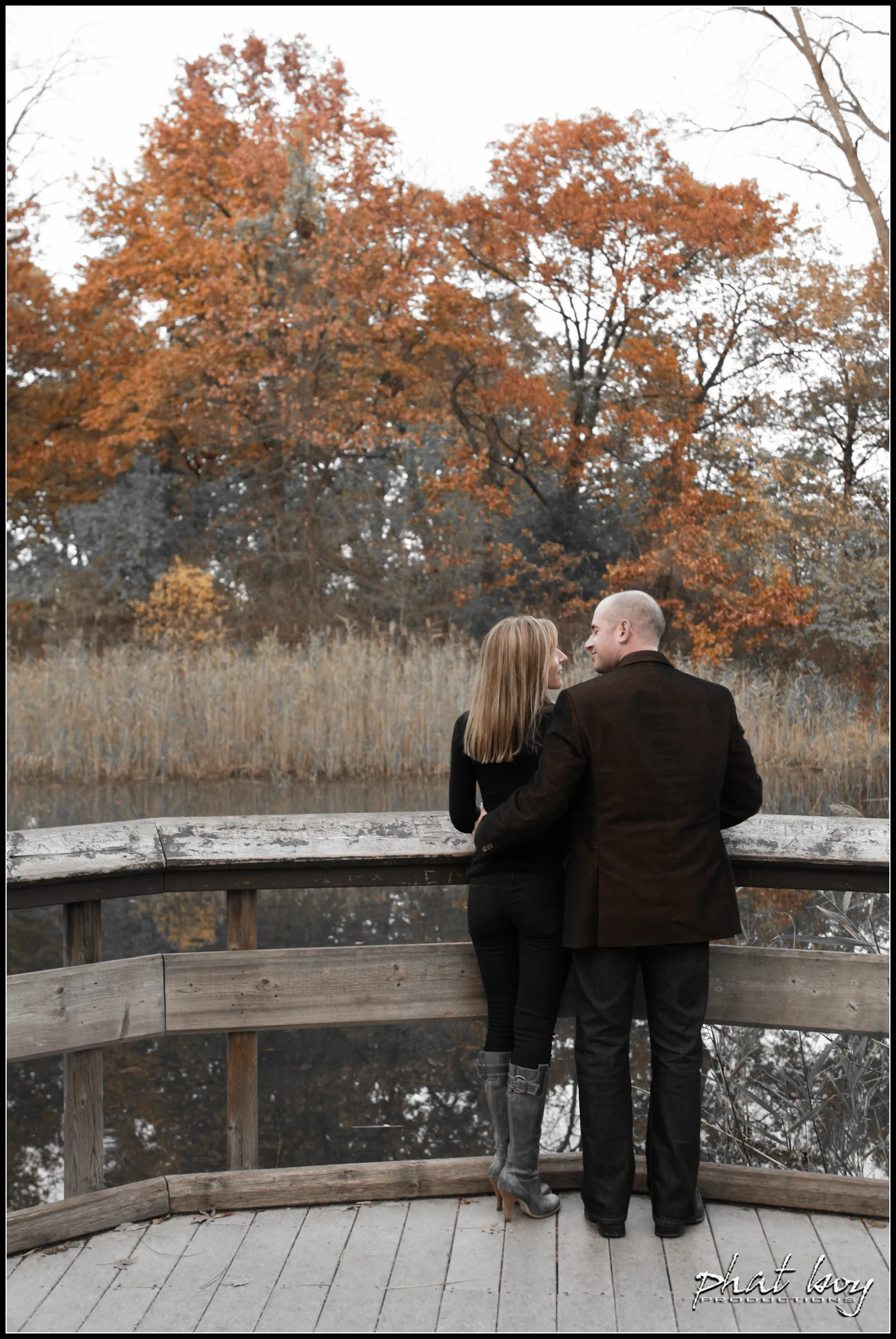 Mike__Julie_-_Engagement_Photos_WEB_EDITS_-_LOGO-28.jpg