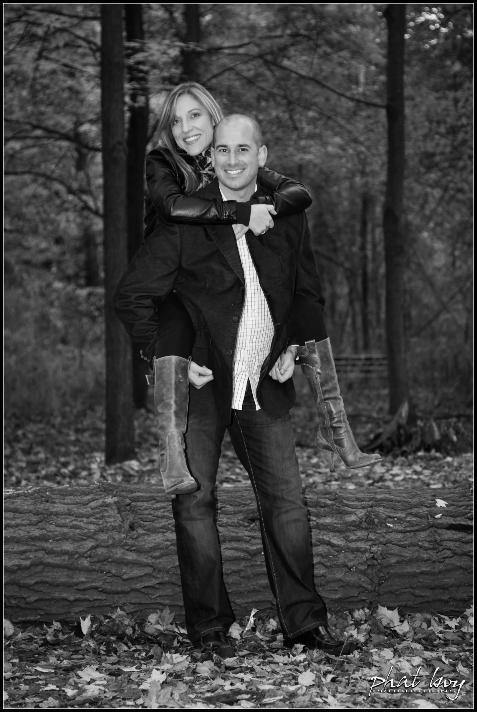 Mike__Julie_-_Engagement_Photos_WEB_EDITS_-_LOGO-39.jpg