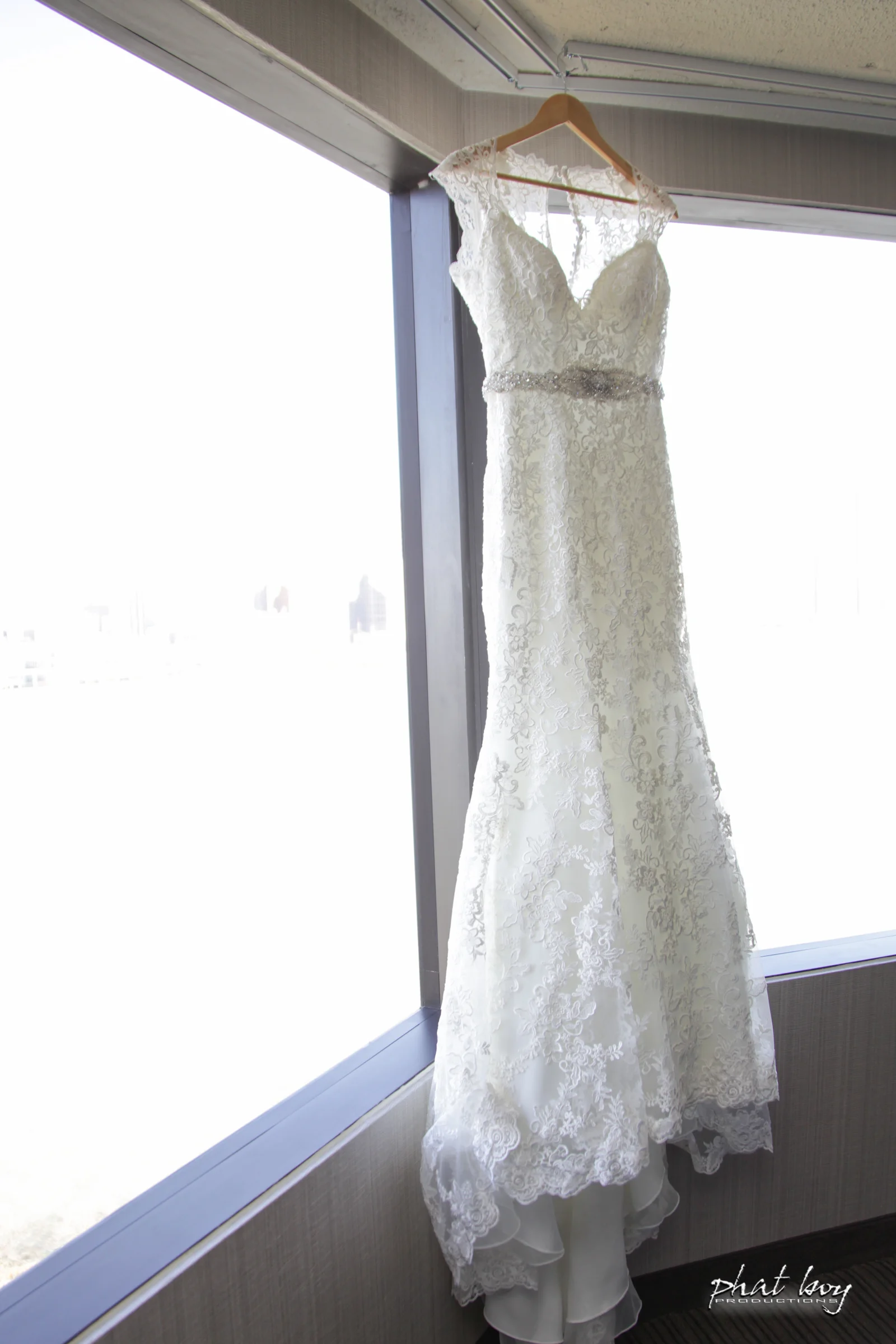 Zack & Amanda - Wedding Photos - WEB-15.jpg