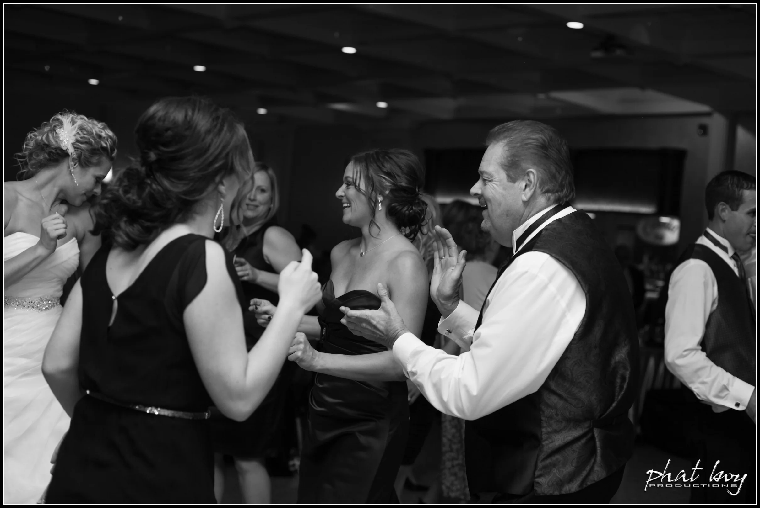 Renee & Mathew - Wedding Photos - WEB EDITS - LOGO-179.jpg