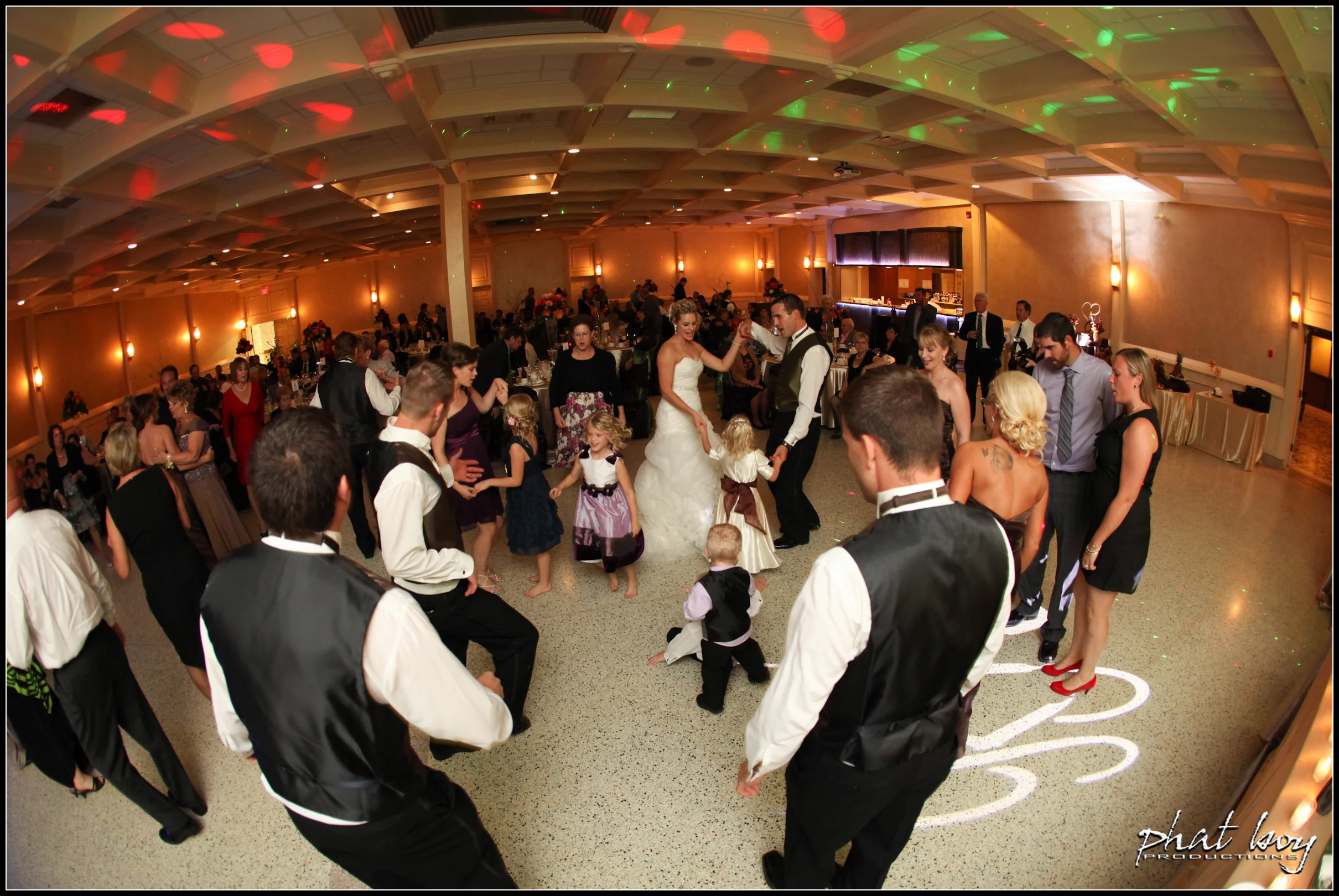Renee & Mathew - Wedding Photos - WEB EDITS - LOGO-181.jpg