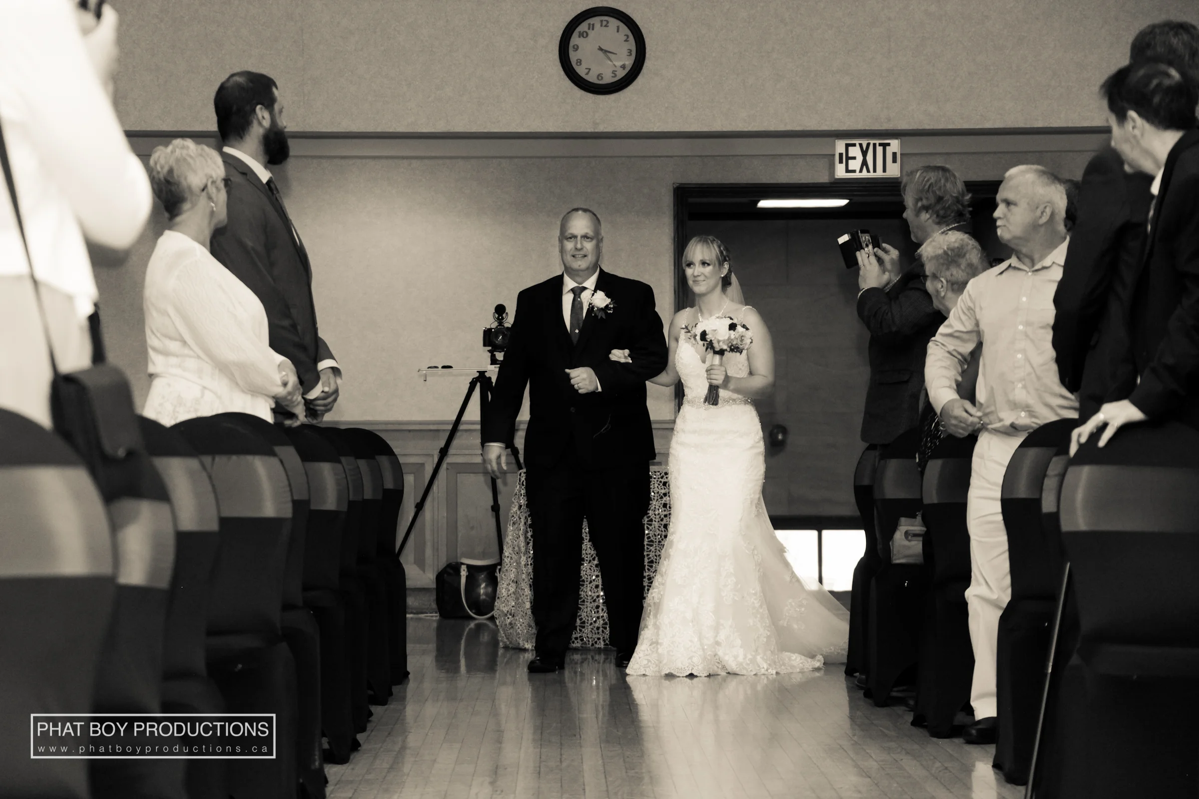 Racheal & Nathan - Wedding Photos - Web Edits-14.jpg