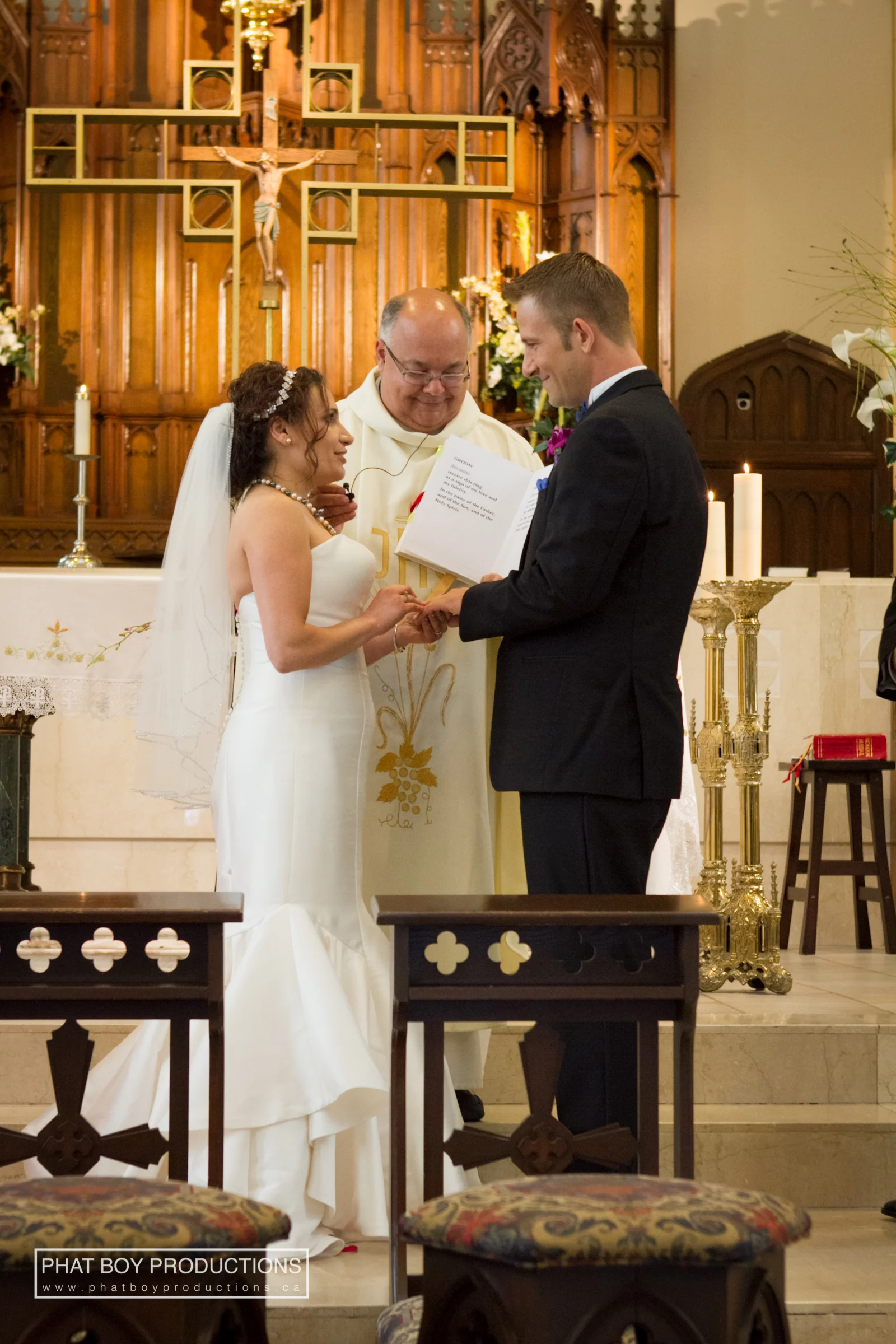 Amanda & Tyler - Wedding Photos - Favorites - WEB -25.jpg