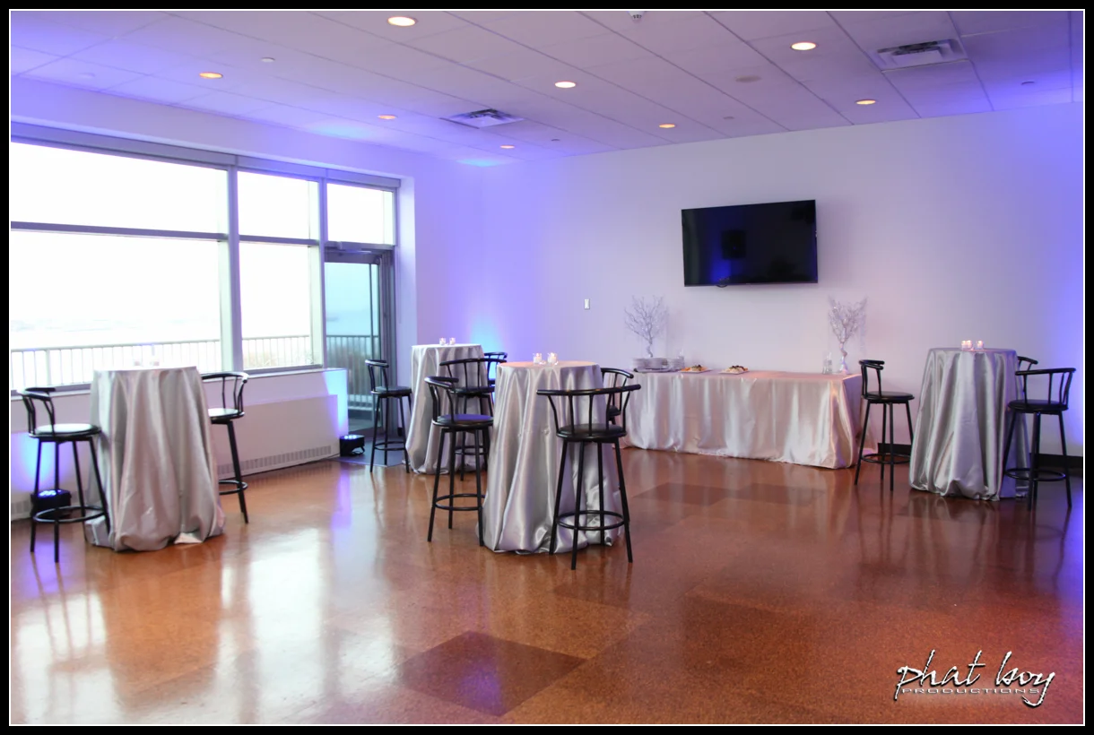 Frances & Jeffrey - Reception Decor - WEB - LOCO-12.jpg