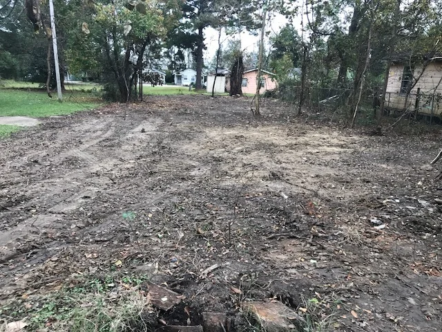 423-189  3206 James Hill demo  B.JPG