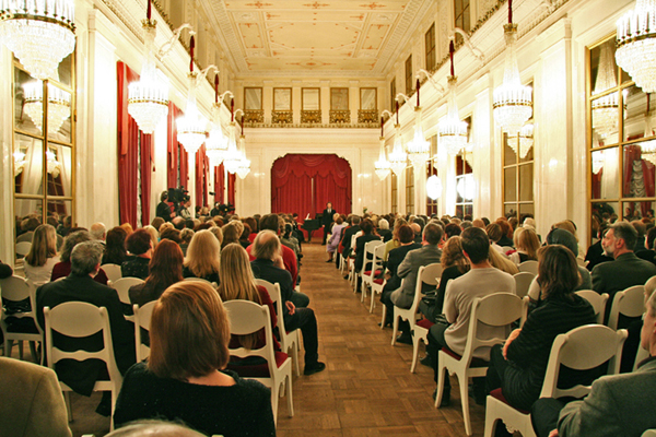 Sheremetyev_Palace_4.jpg