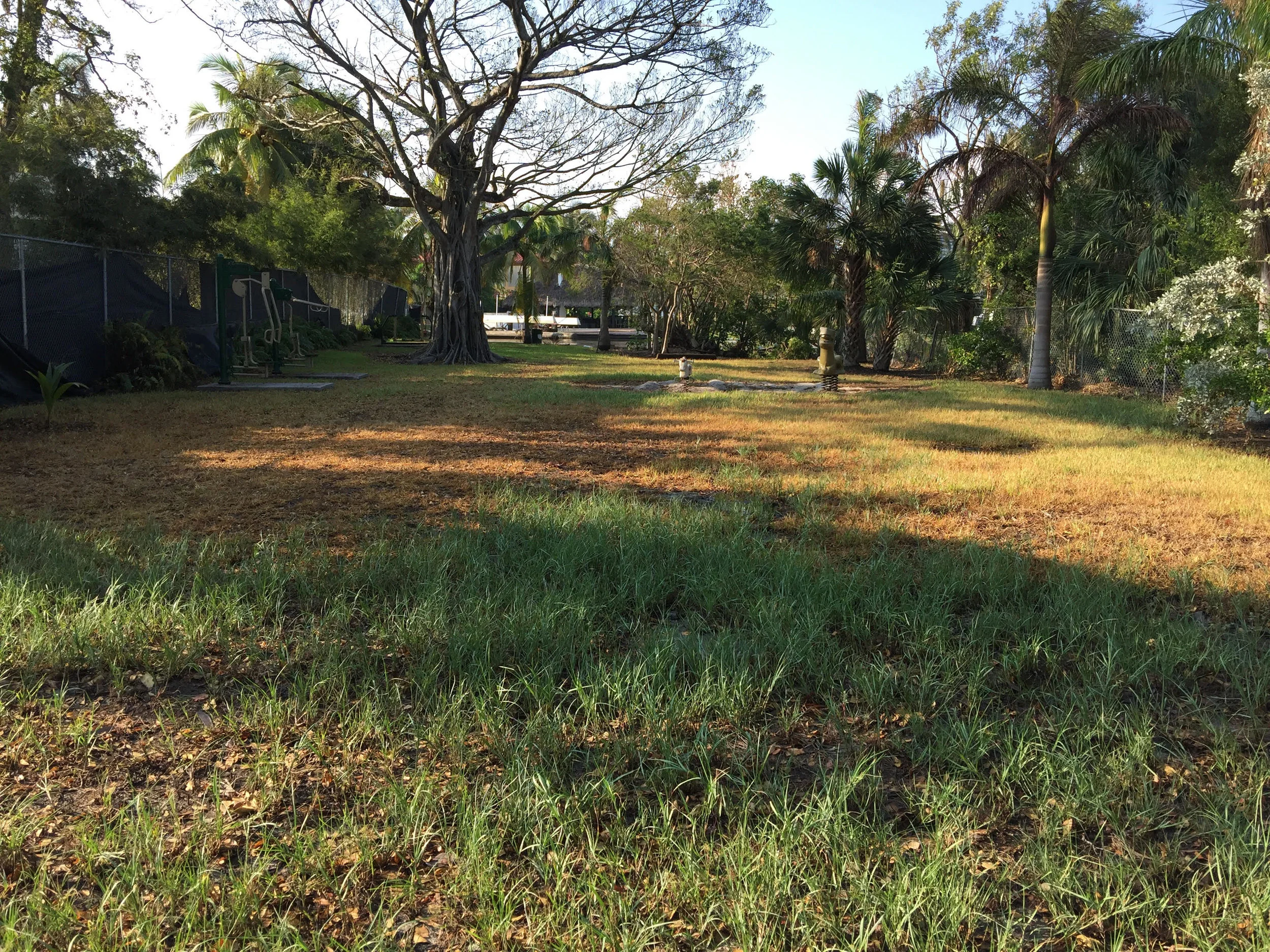 Little River Pocket Park - before