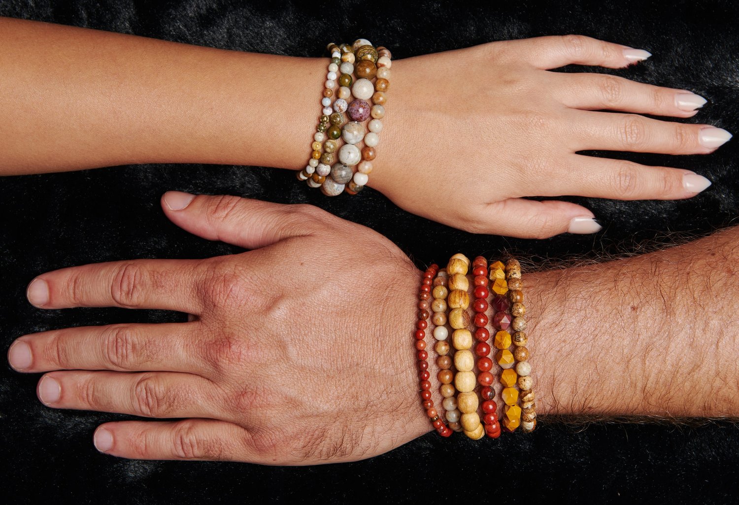 EvaDane Natural Moonstone Gemstone Tibetan Bead Lotus Charm Stretch Bracelet 