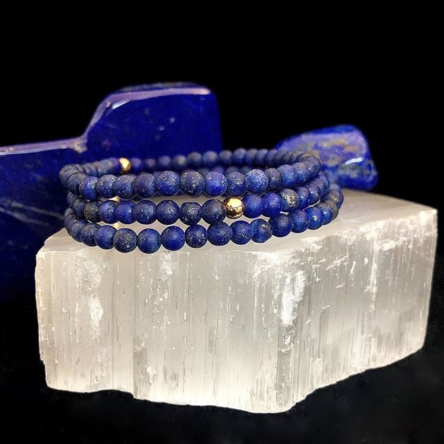 🌑♉️ 🌏WELCOME TAURUS NEW MOON &amp; HAPPY EARTH DAY✨Today we welcome the Taurus New Moon. This month we are offering a Lapis Lazuli bracelet as our FREE New Moon GIFT. 🙏🏽💙
.
⚡️💙For this New Moon gift, we are offering a matte Lapis Lazuli bracele