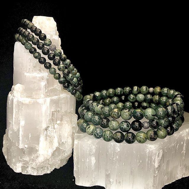 REMINDER- ENDS TONIGHT🌑♋️ We are gifting a FREE Kambaba Jasper bracelet in celebration of the Cancer New Moon Solar Eclipse. We chose Kambaba Jasper because it aids in stability and balance, strengthening your endurance and lends support during time