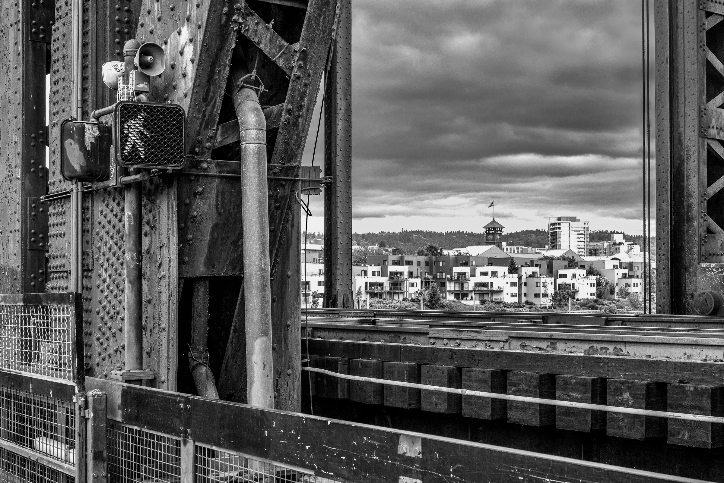 Go — Steel Bridge