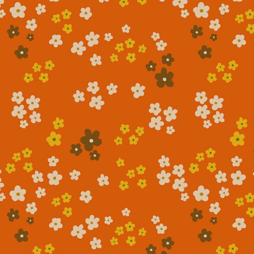 Simple little floral pattern 😙

.
.
.
#patterndesign #surfacepattern #surfacedesign #floral #fabric #design #repeatpattern #brittdemarisart #pattern #orange #brown #flowers