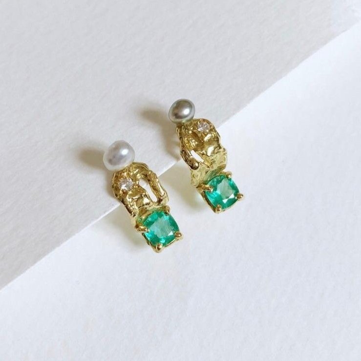 Sonia's most recent jewelry purchase: earrings by Biarritz-based jewelry designer, Anais Cartier Kuthumi 