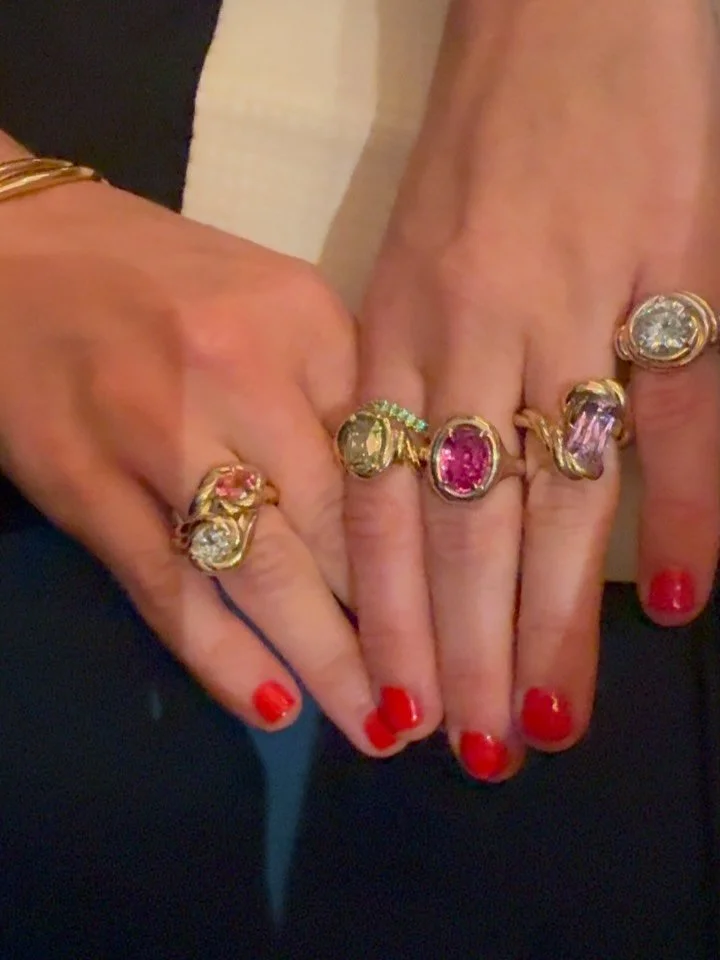 JEWELRY IN THE WILD X VANESSA FERNANDEZ
Yesterday’s lunch, hosted by the wonderful @priyadeluxe , was a true celebration of the artist, goldsmith, jewelry designer and all around incredible human that is @vanessafernandezstudio. Like her piece