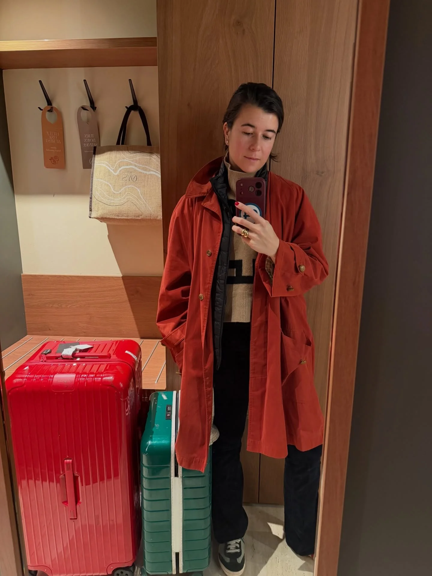 Life update: I&rsquo;m moving back to Europe!

NYC, I&rsquo;ll always love you❤️

Just kidding&hellip;
for now 😉

12 days, four countries later, I&rsquo;m heading home to my boys.

Being back in Europe felt GOOD. From my first @tefaf to time at home