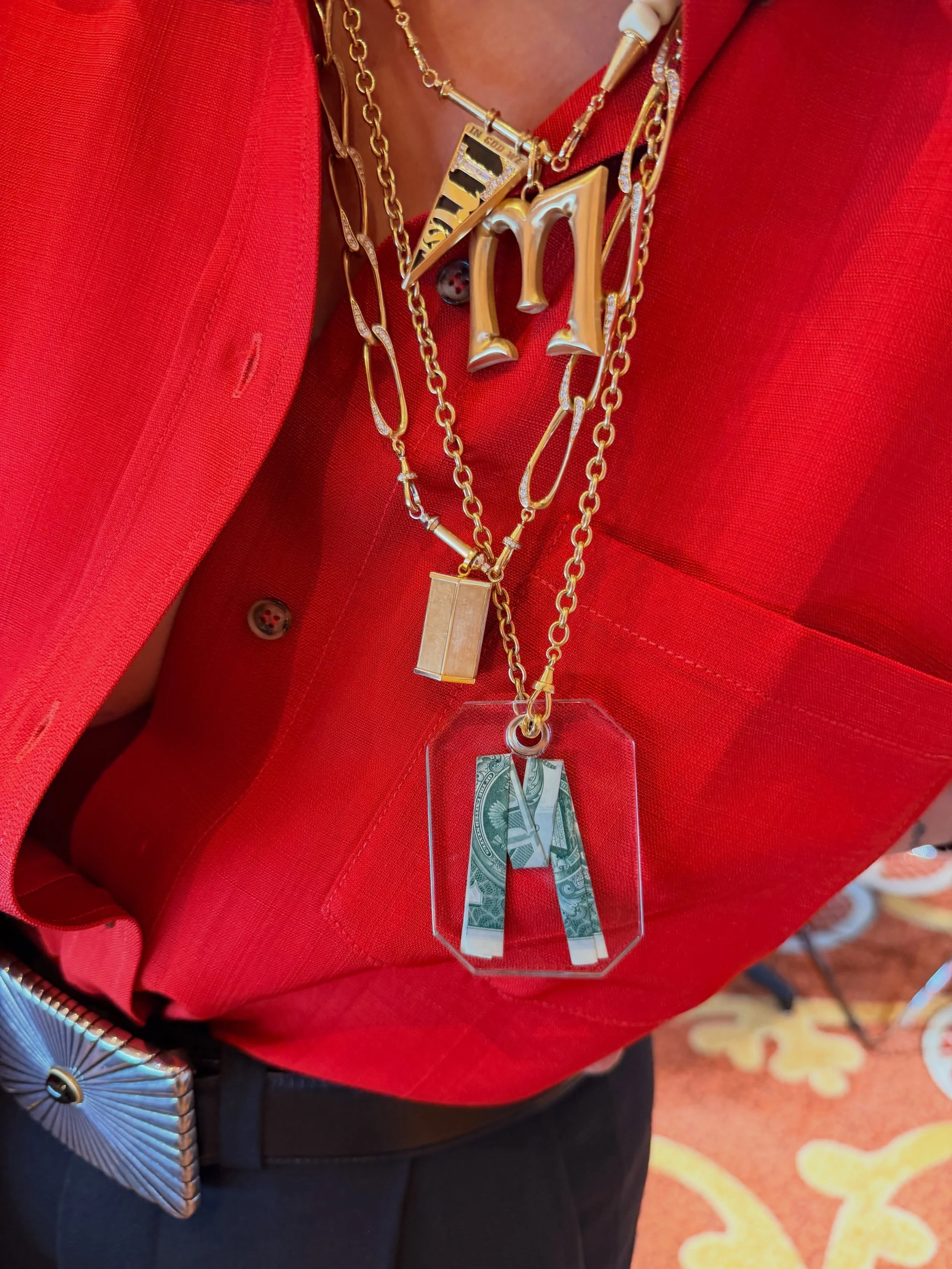 JEWELRY IN THE WILD with the one and only Marie Lichtenberg ❣️💃🏻

One thing about Marie is that both her jewels AND her clothes will pop, but the beauty is that neither take away from each other, ever. Both still look cool and elevated. And that is