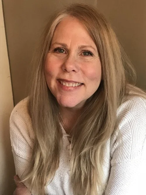 Julie Photo.jpg