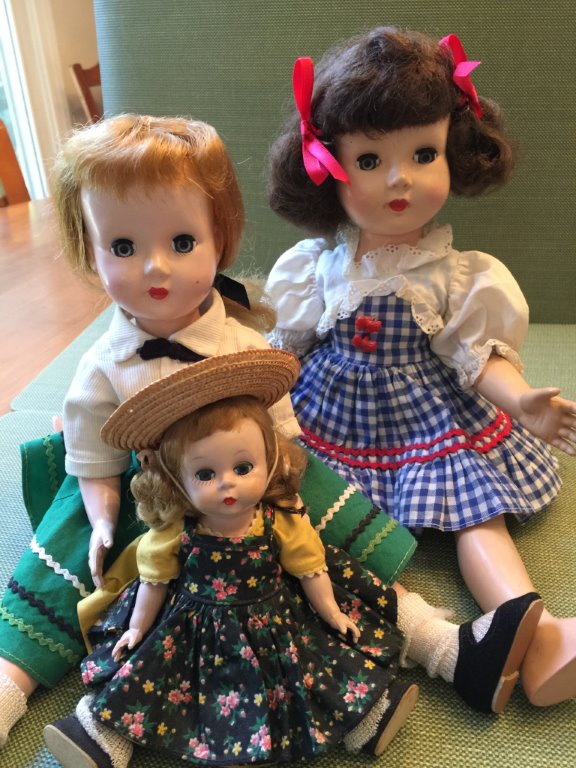my 1950s dolls.jpg